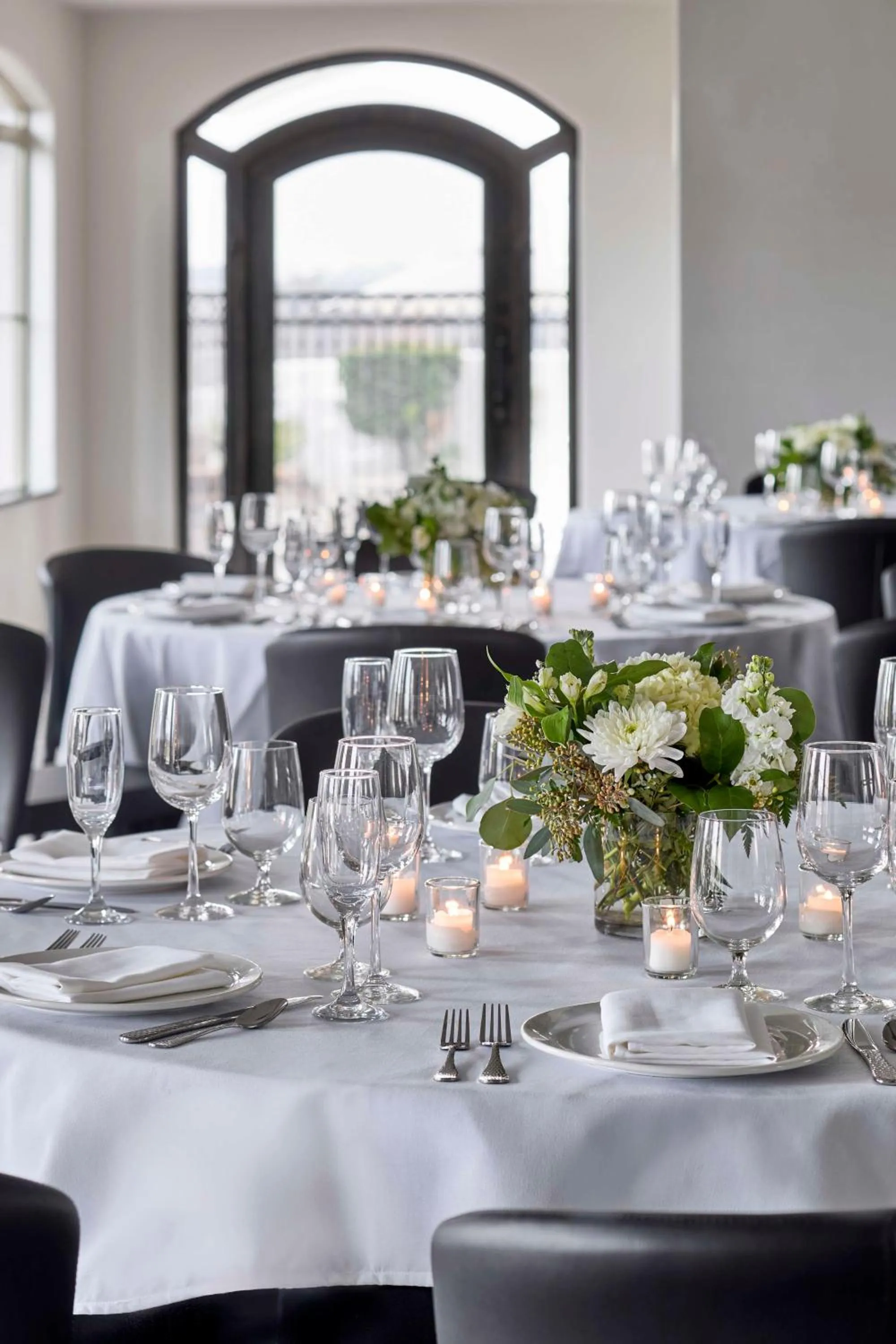 Property building in Bellasera Hotel & Suites Paso Robles, Tapestry by Hilton