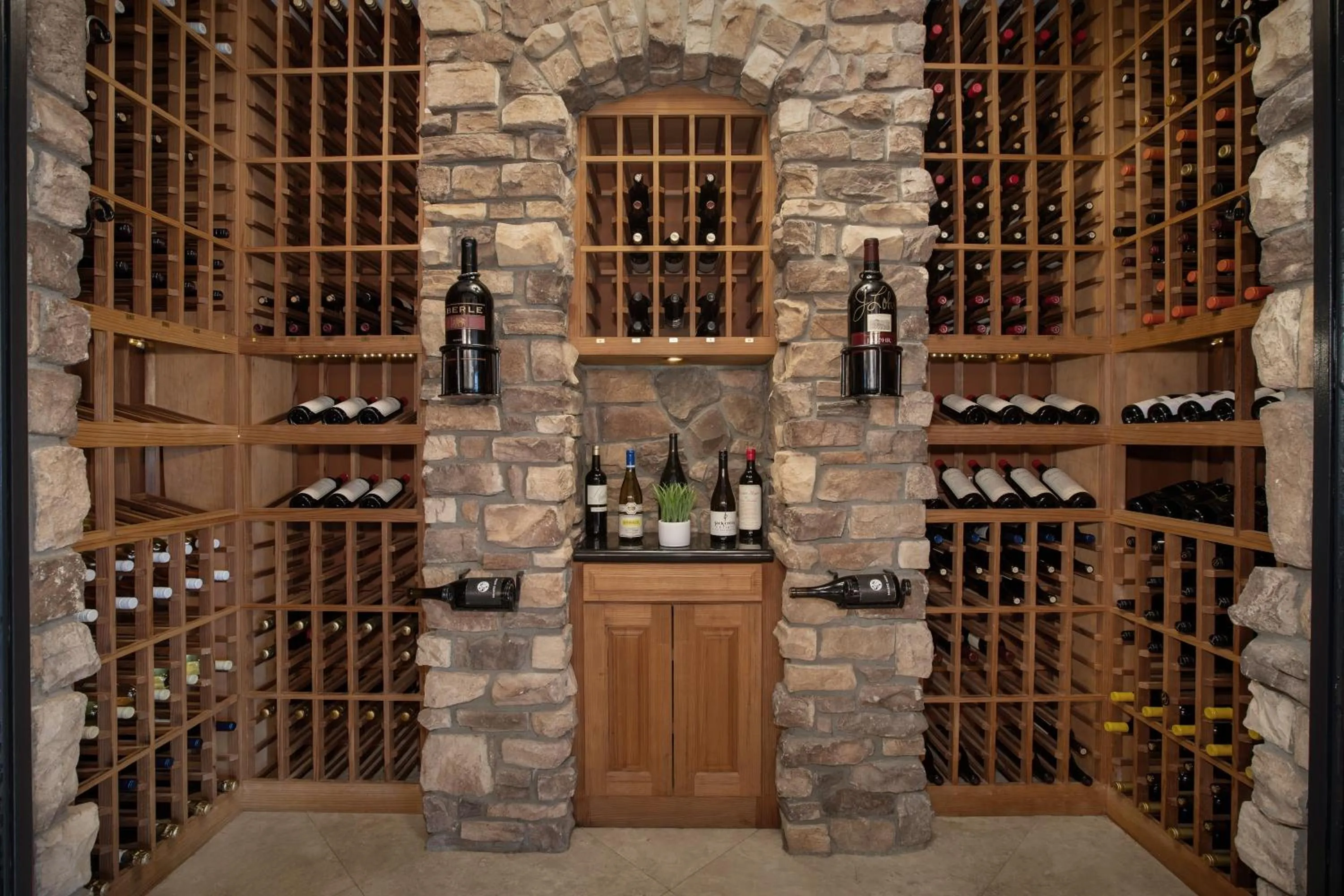 Restaurant/places to eat in Bellasera Hotel & Suites Paso Robles, Tapestry by Hilton