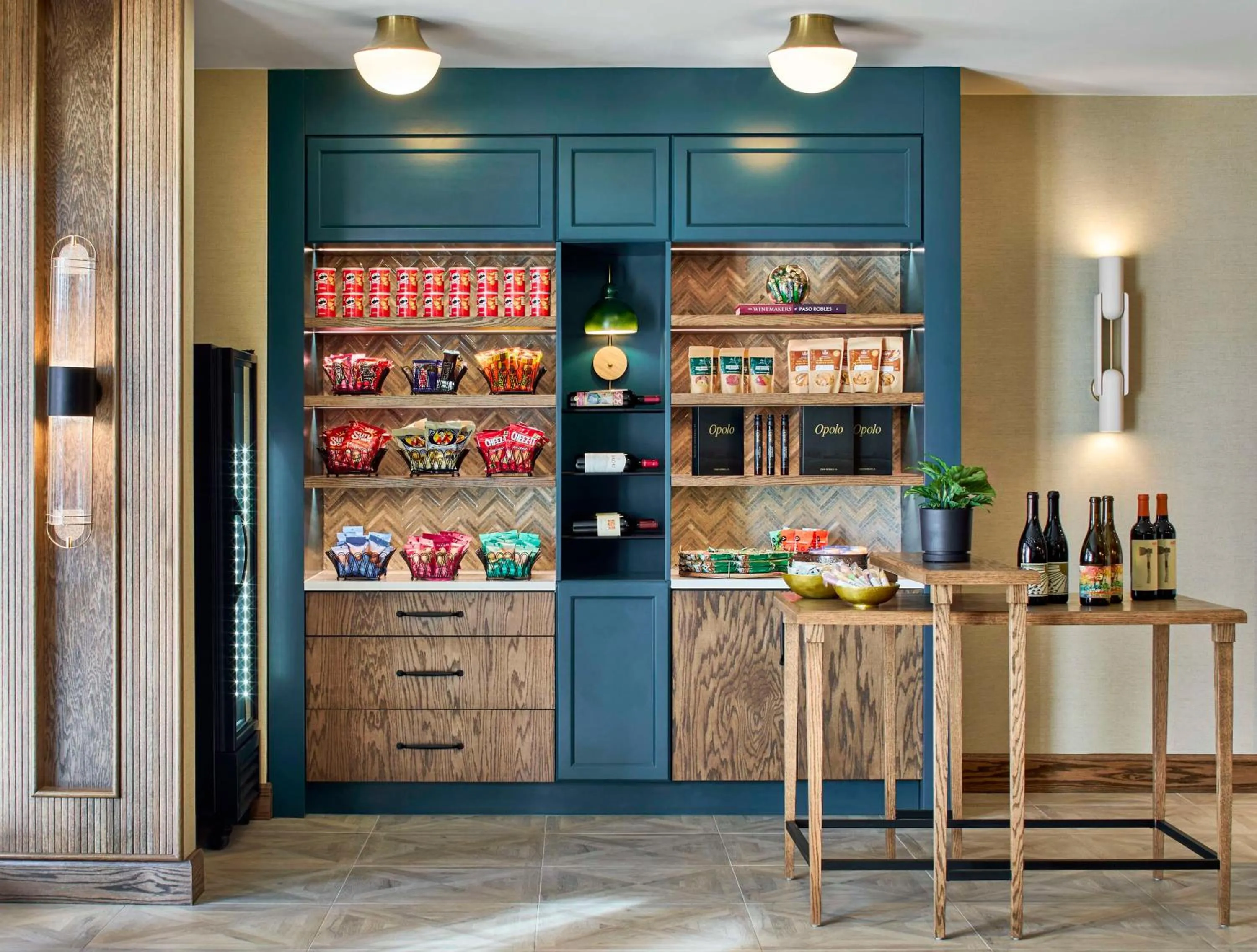 Restaurant/places to eat in Bellasera Hotel & Suites Paso Robles, Tapestry by Hilton