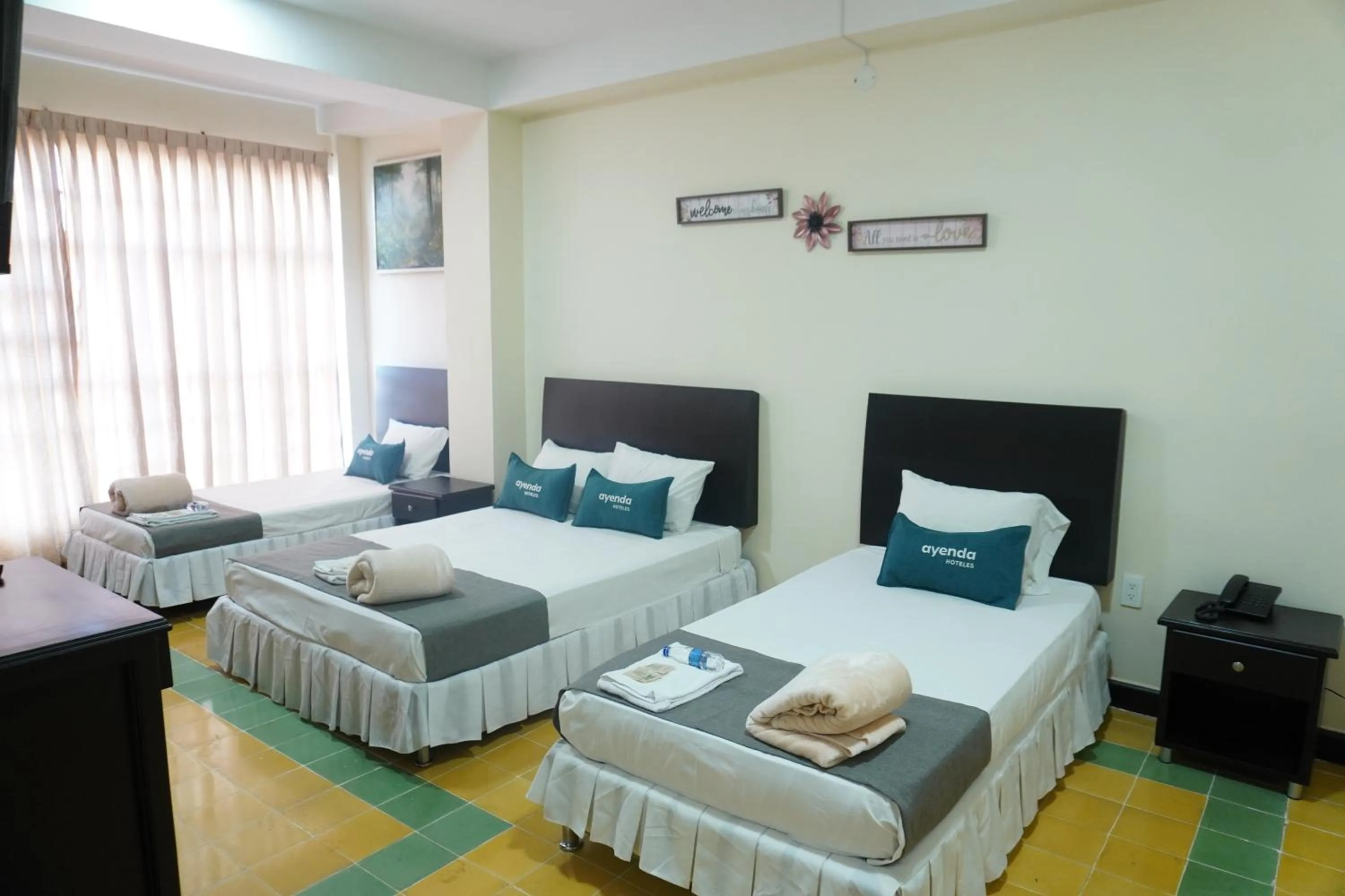 Photo of the whole room, Bed in Hotel El Andino