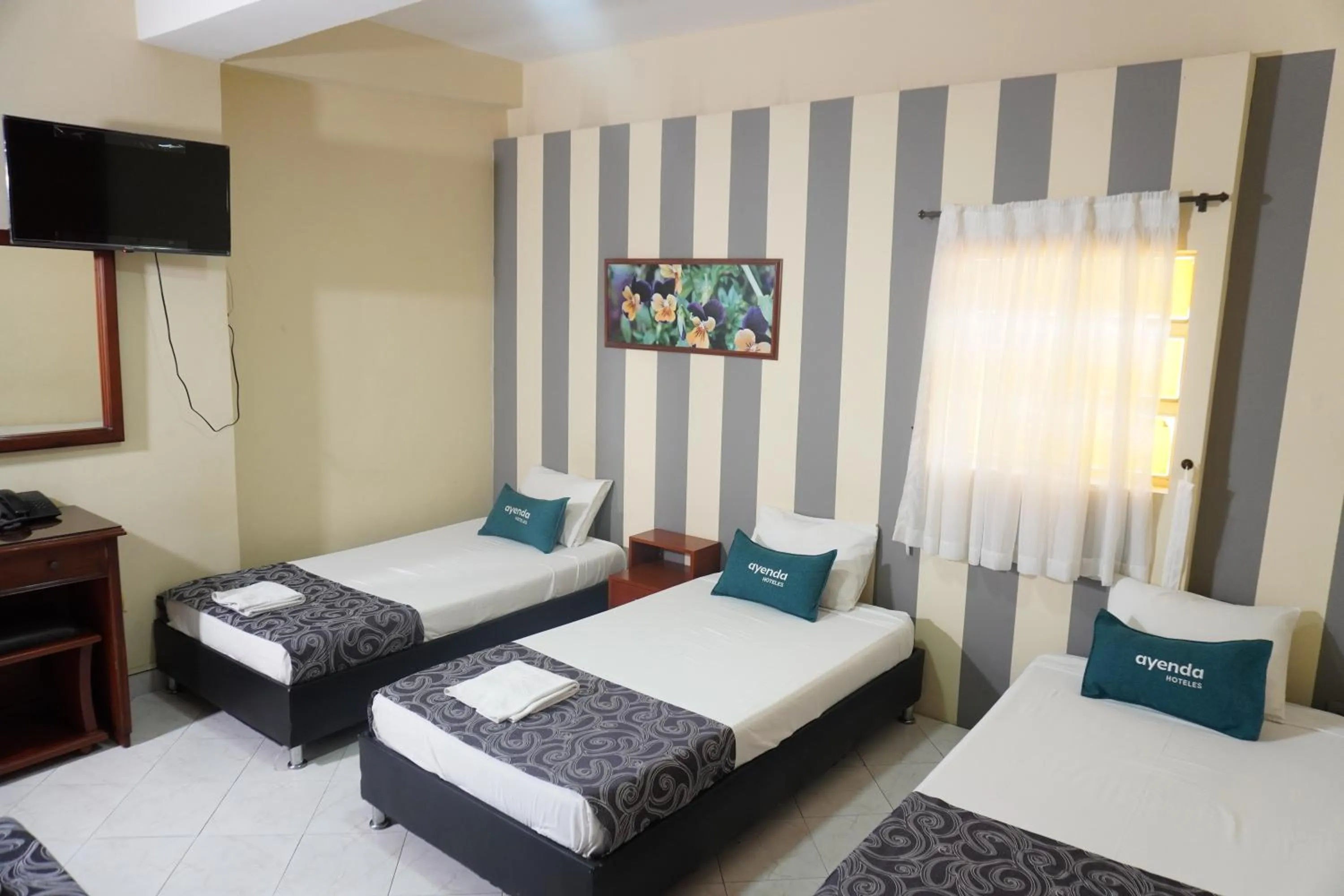 Photo of the whole room, Bed in Hotel El Andino