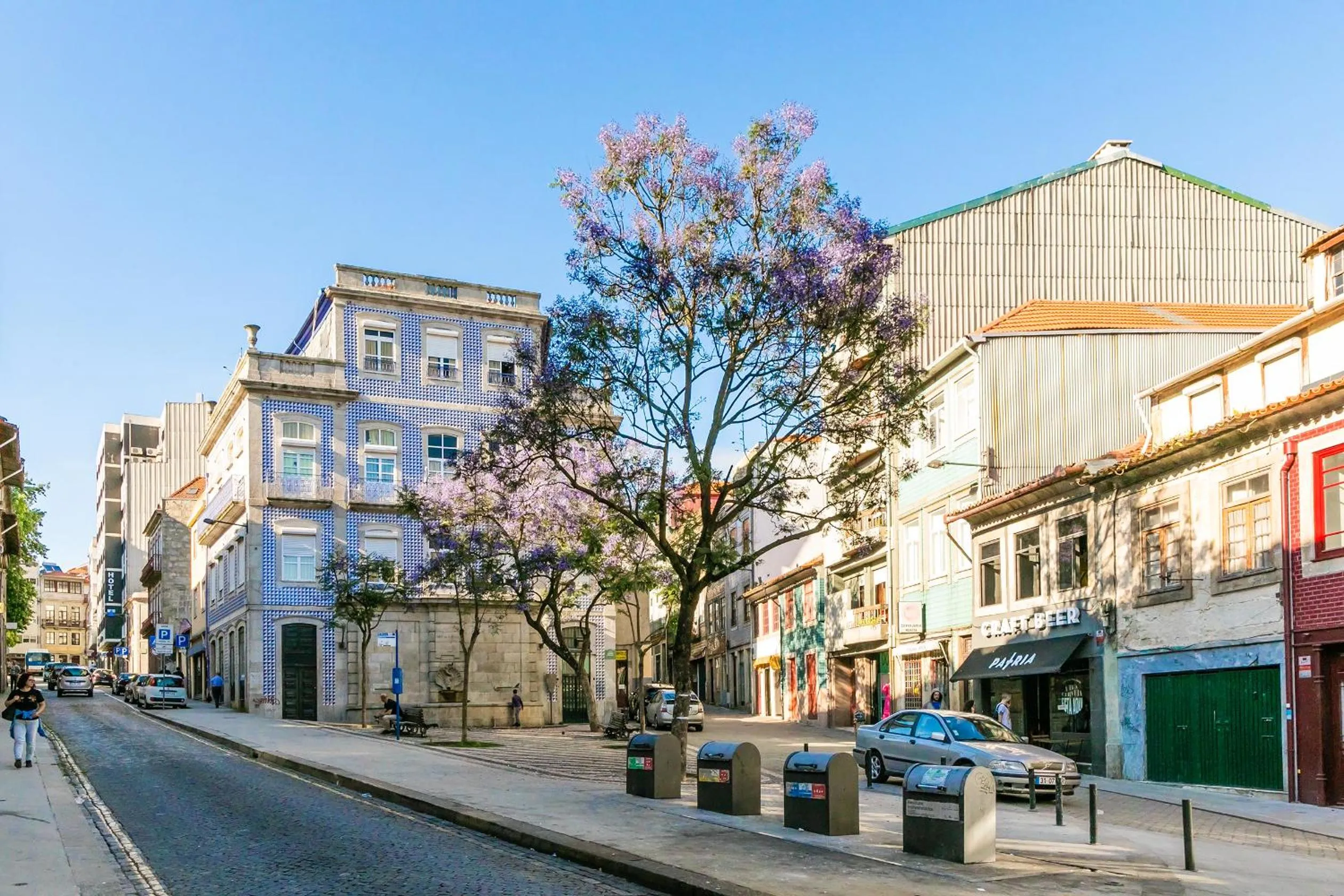 Property building in Indulge Porto Flats