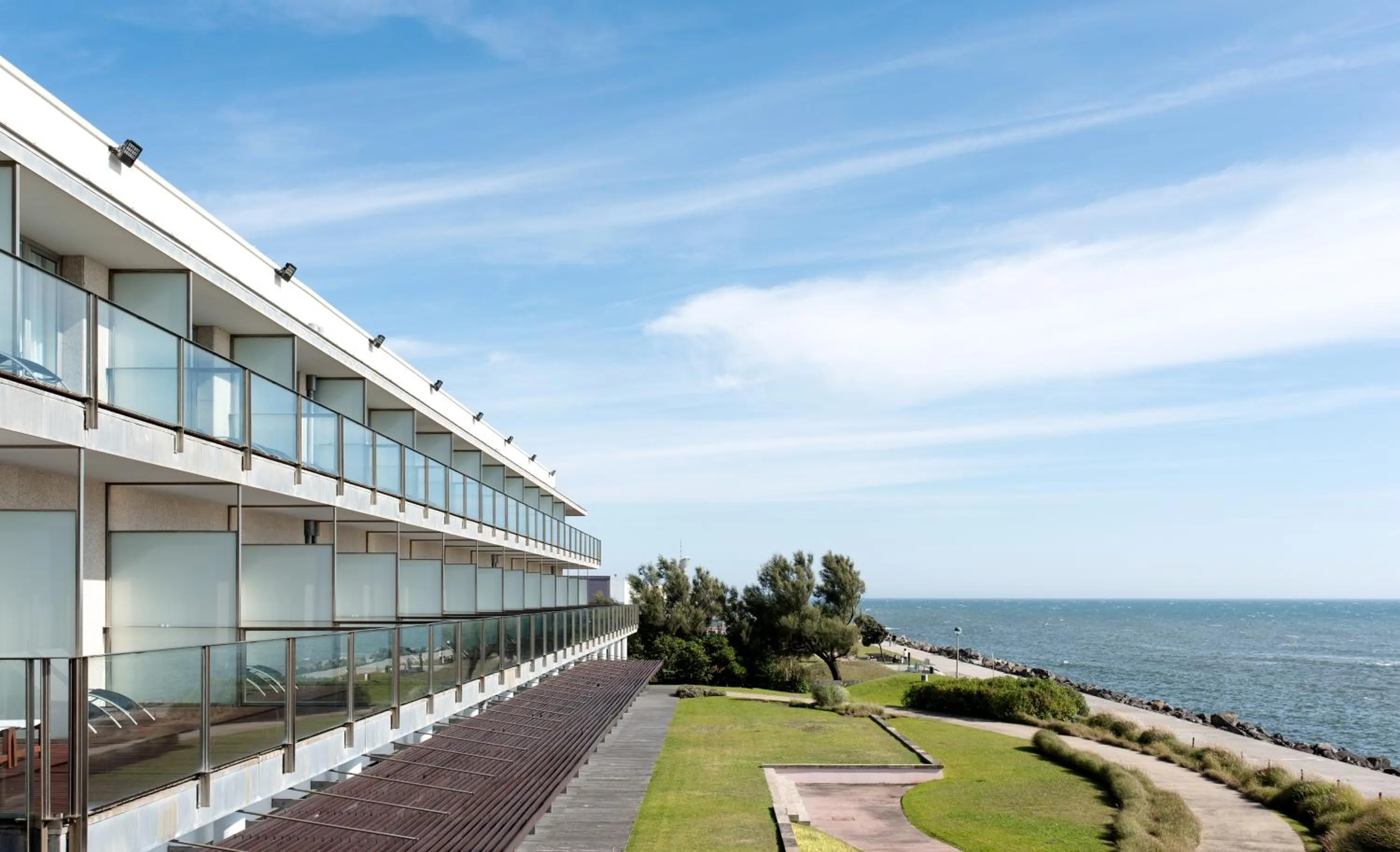 Property building in Hotel Flor De Sal