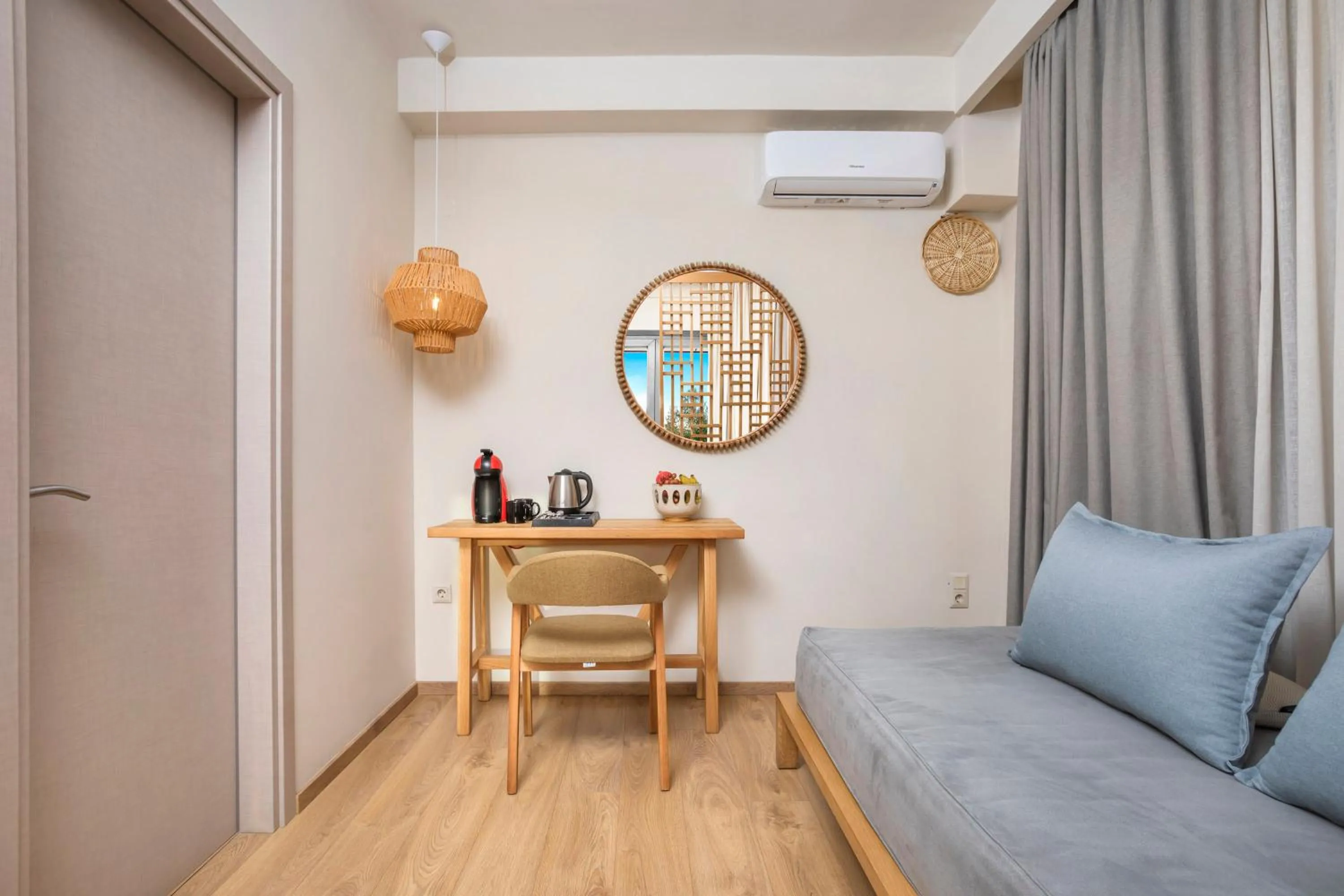 Coffee/tea facilities in Elies 33 Bio Retreat