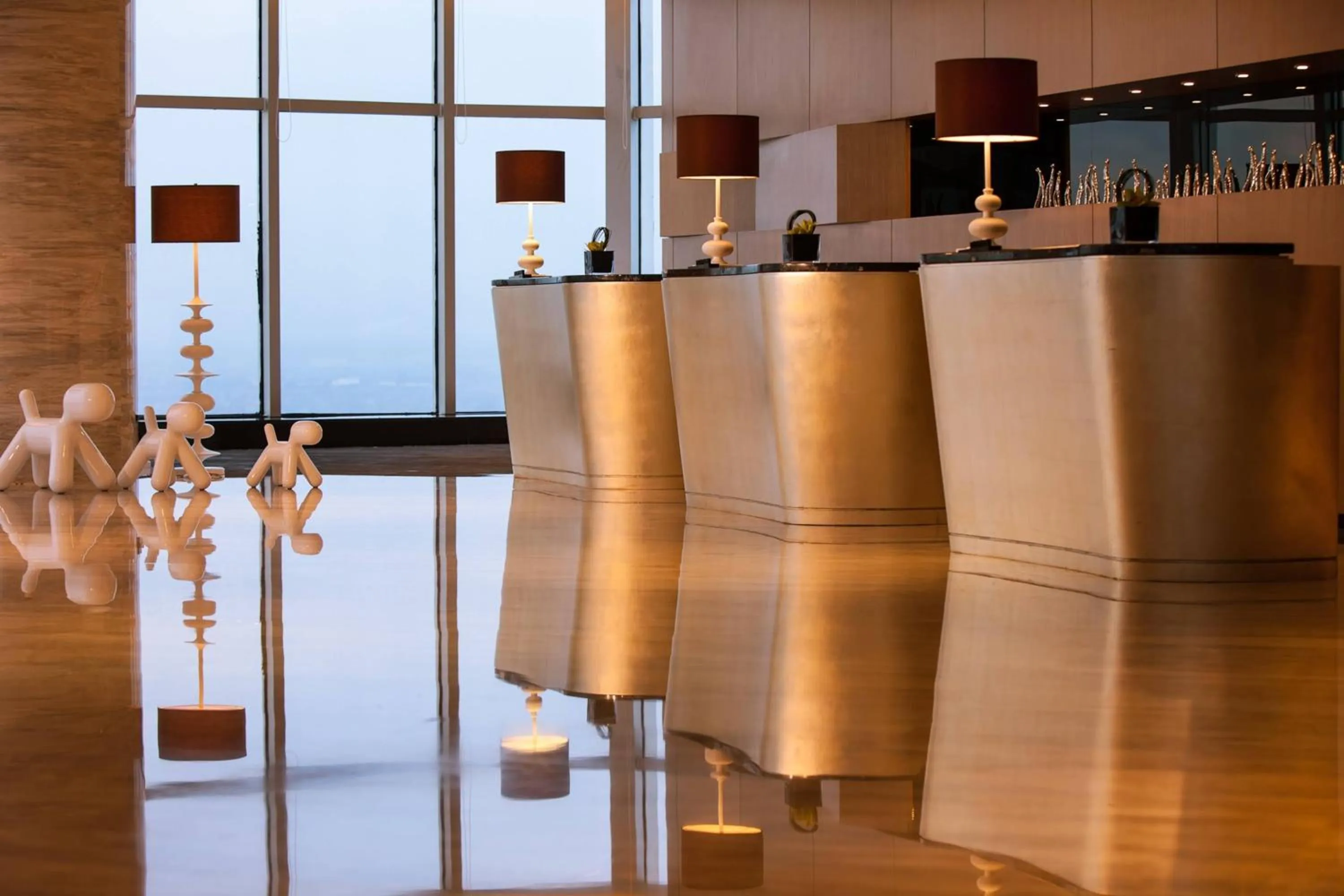 Lobby or reception in Renaissance Huizhou Hotel