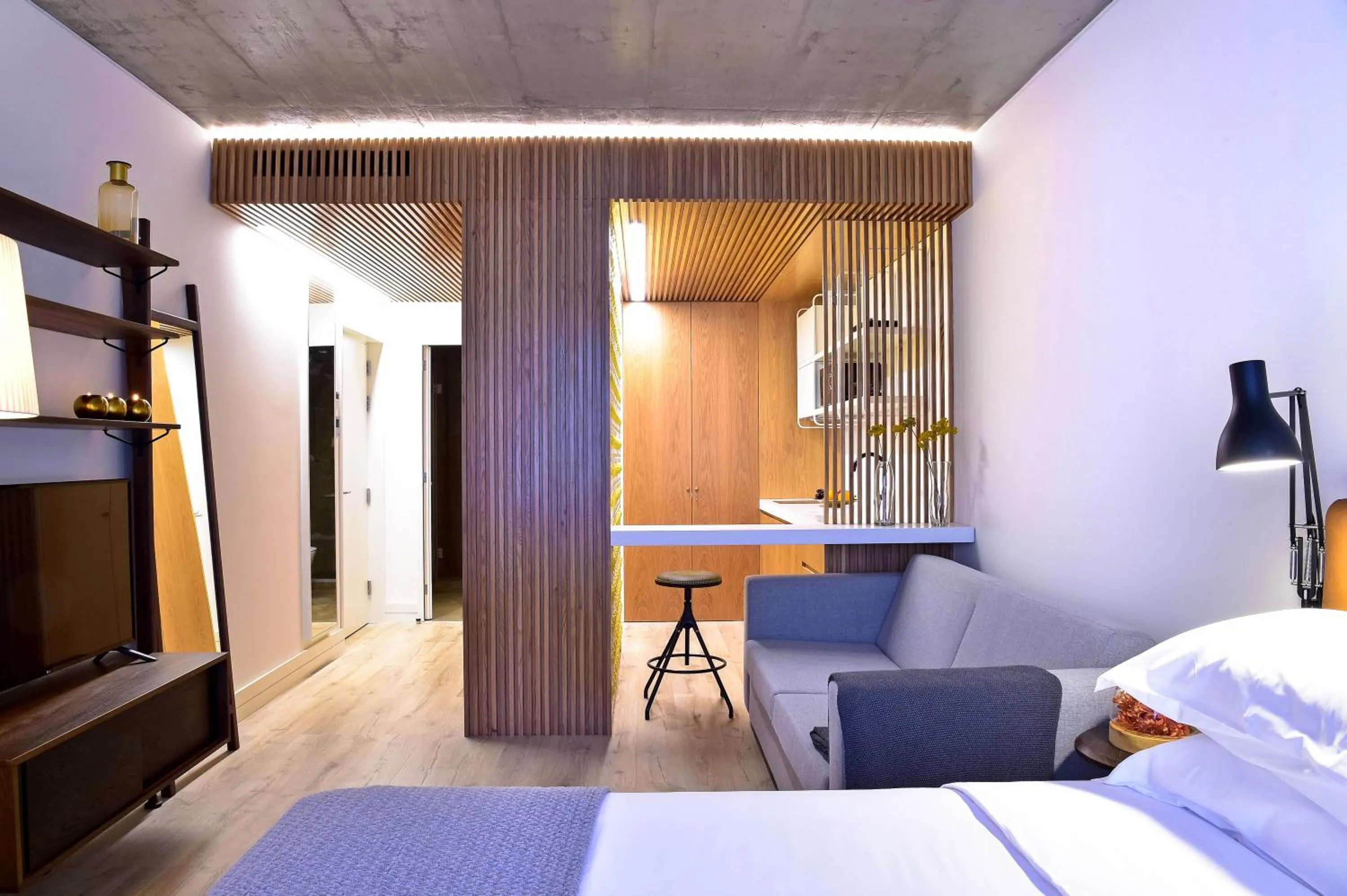 Living room, Bed in My Story Apartments Porto - Santa Catarina