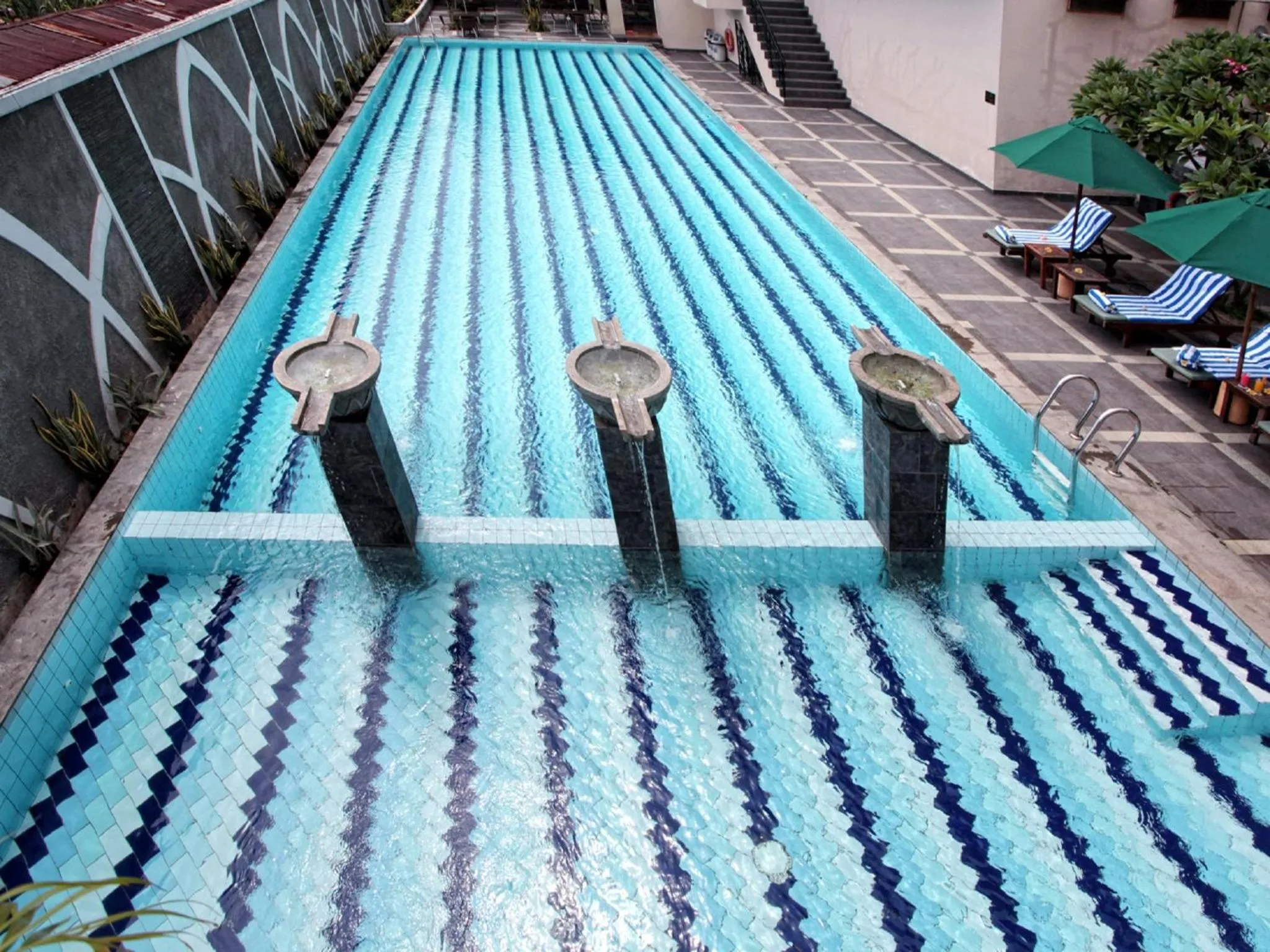 Swimming pool in Grand Zuri Dumai