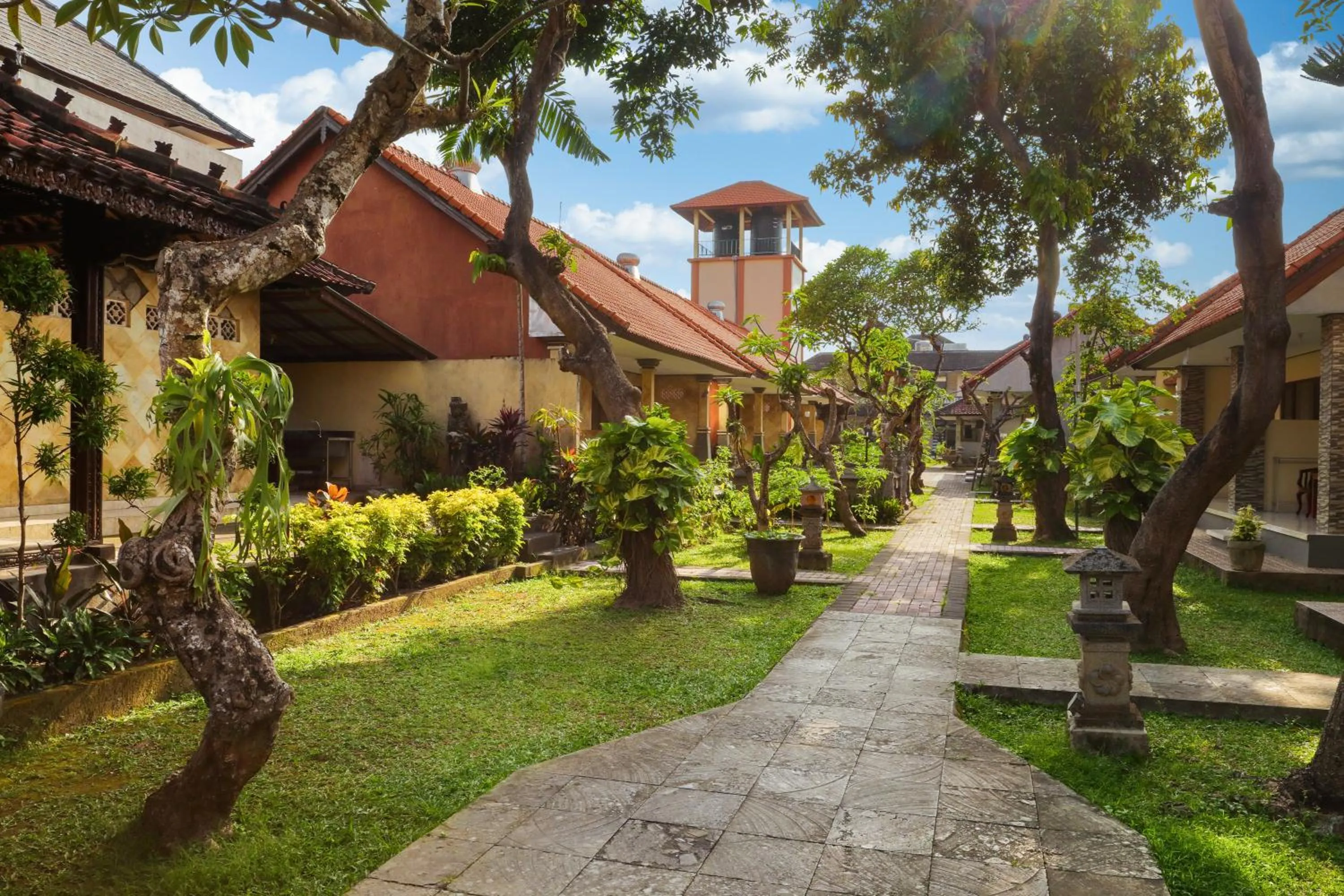 Property building in Suriwathi Hotel Legian