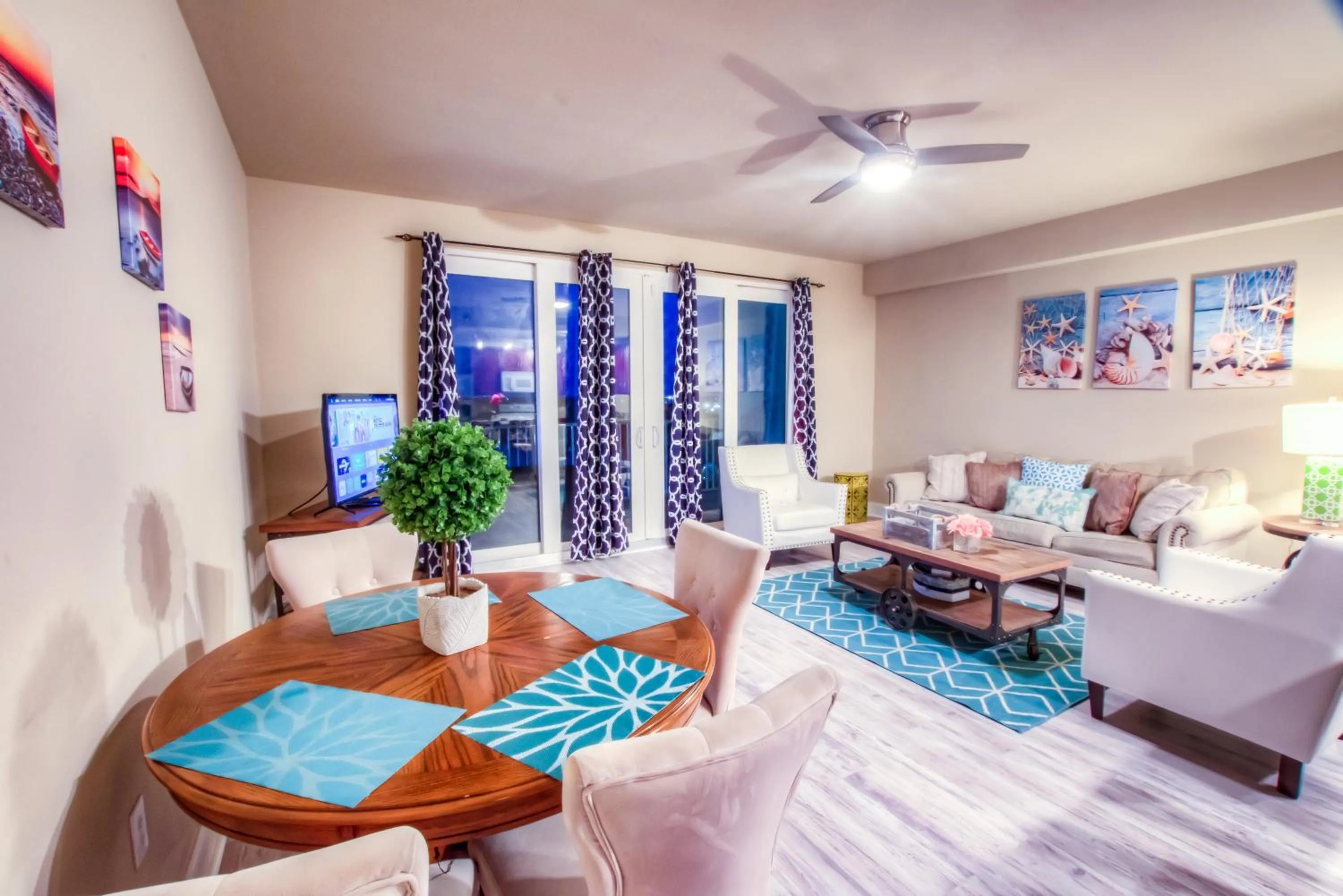 Laketown Wharf 1035 By Aneliya