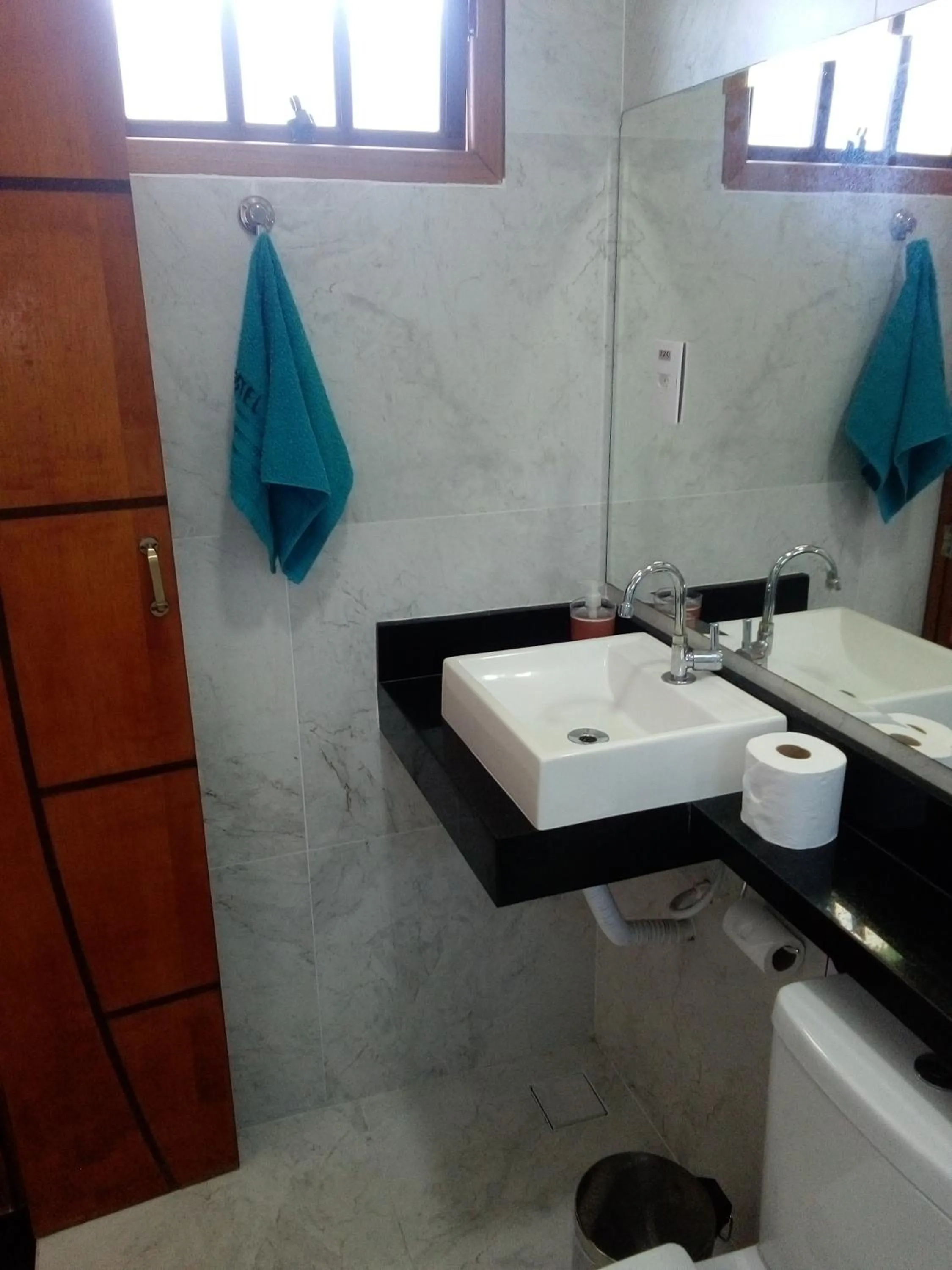 Bathroom in Pousada Reis Guarujá