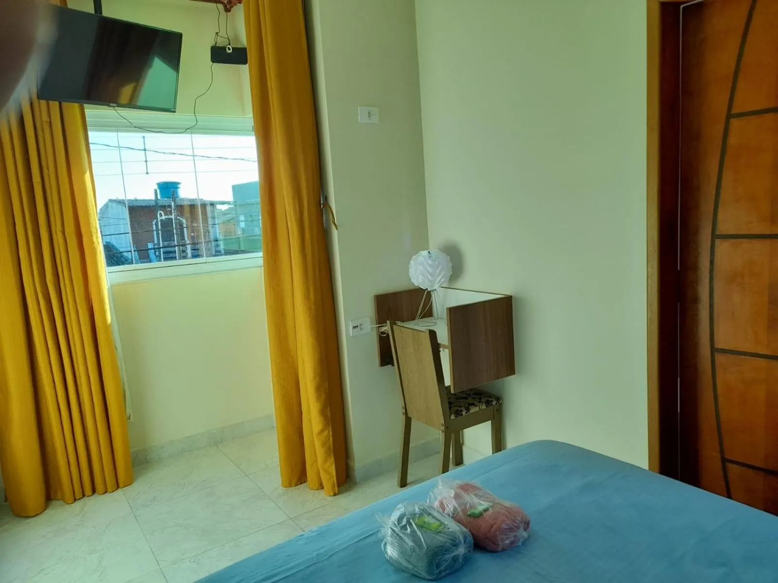 Bedroom, Bed in Pousada Reis Guarujá