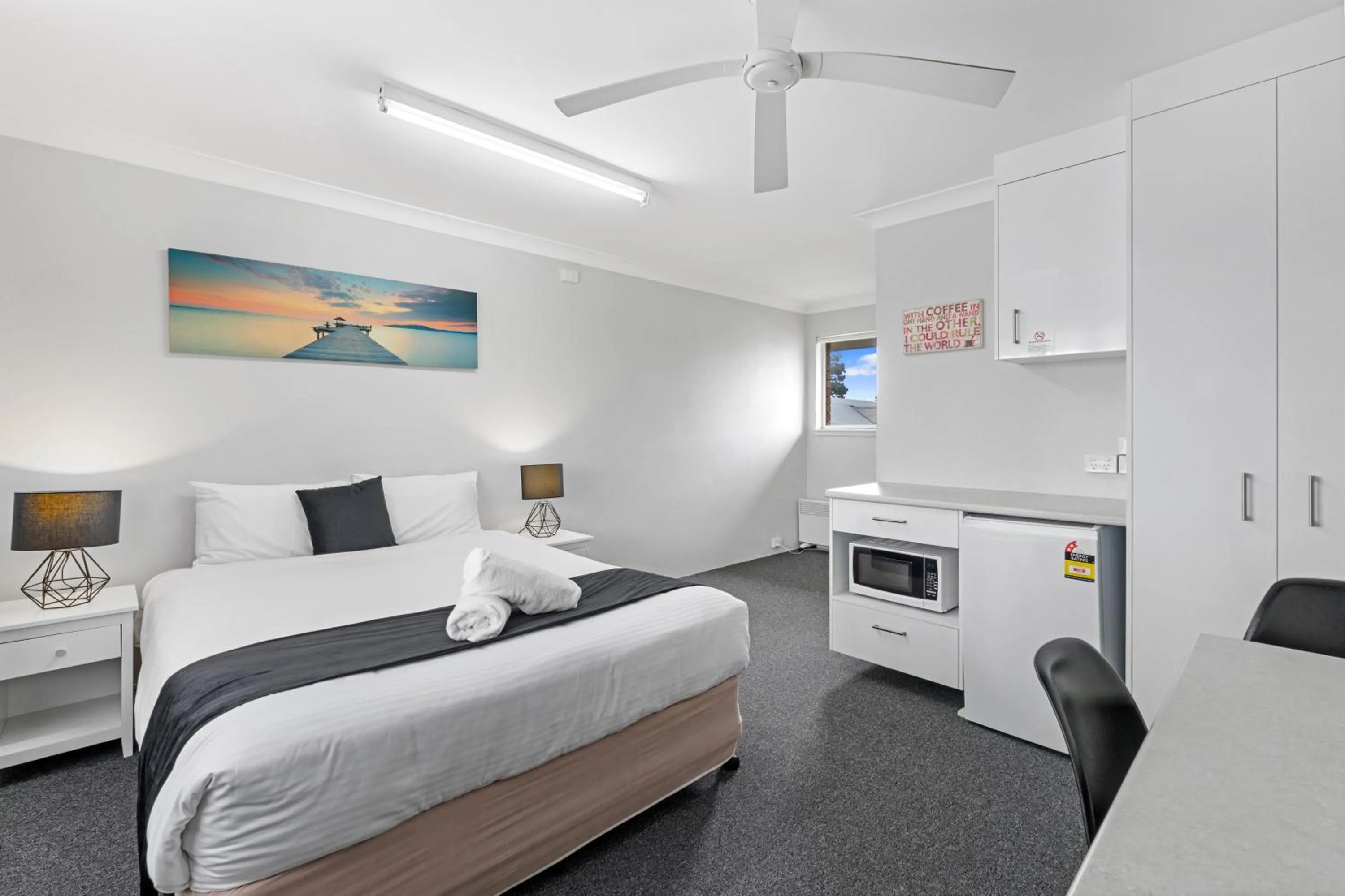 Bedroom, Bed in Econo Lodge Chaparral Motel Ballina