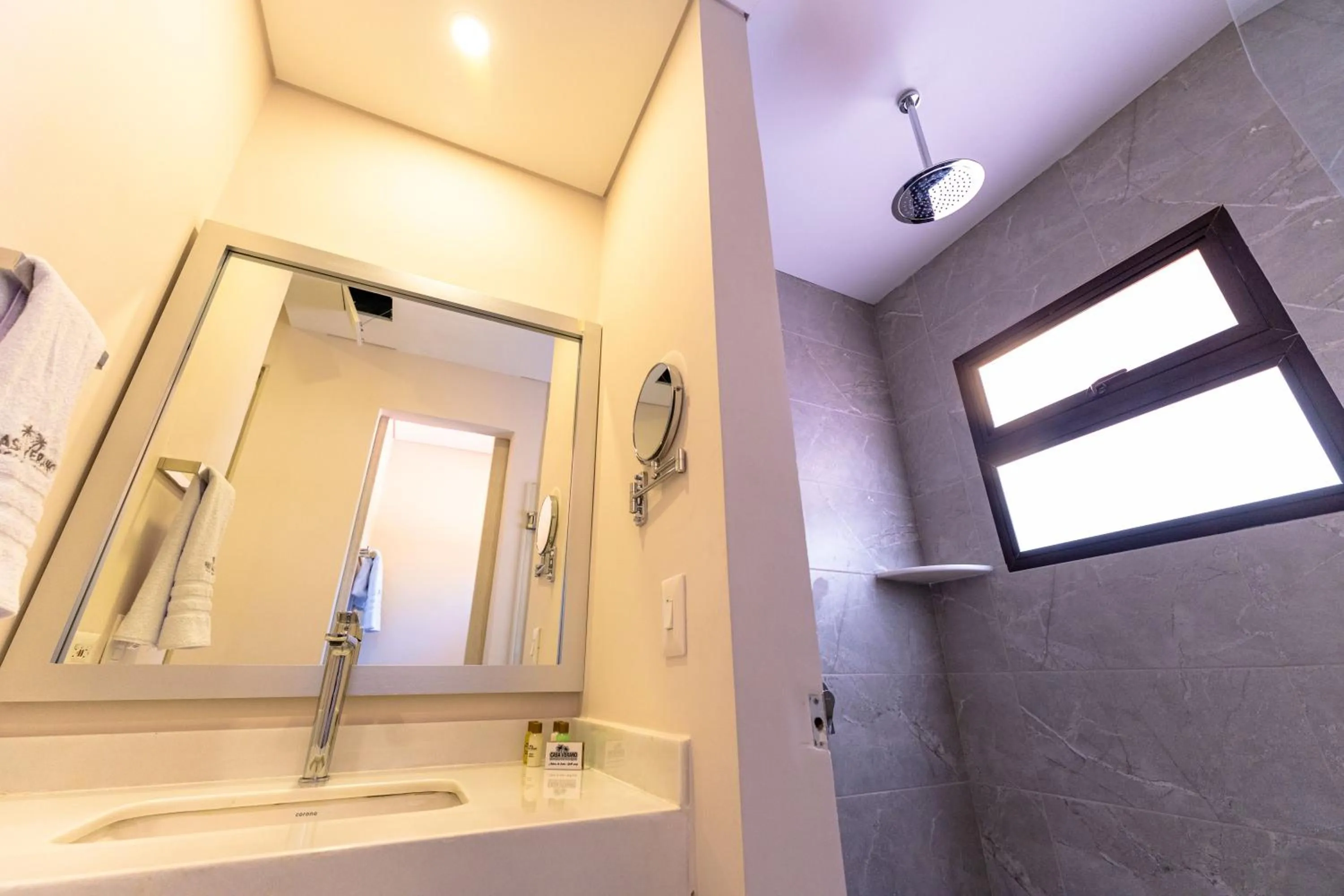 Bathroom in Casa Verano Beach Hotel - Adults Only