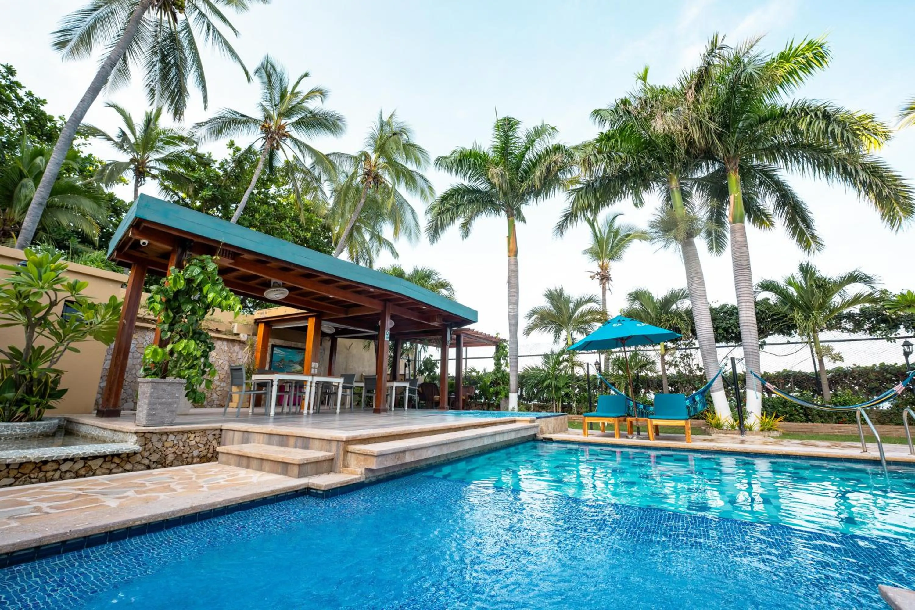 Swimming pool in Casa Verano Beach Hotel - Adults Only