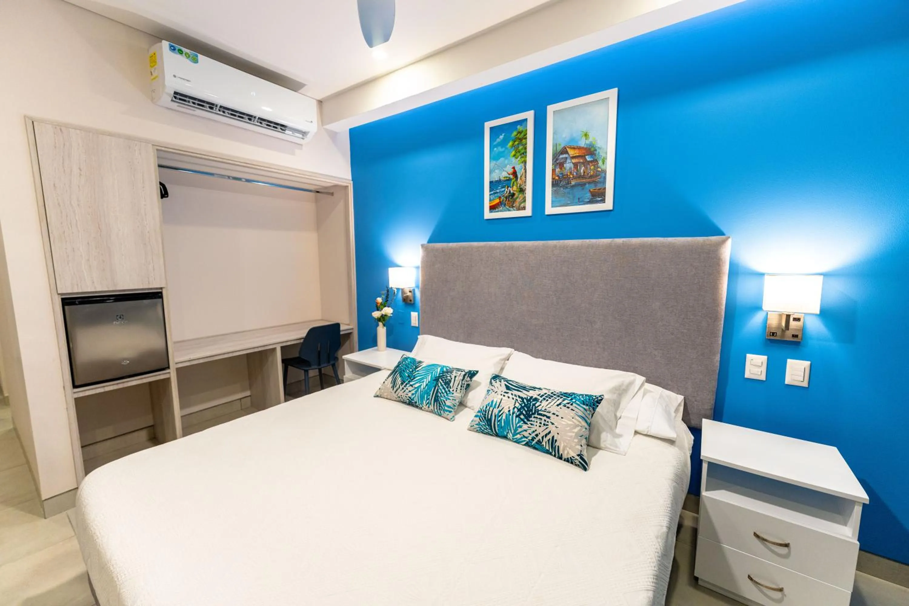 Bed in Casa Verano Beach Hotel - Adults Only