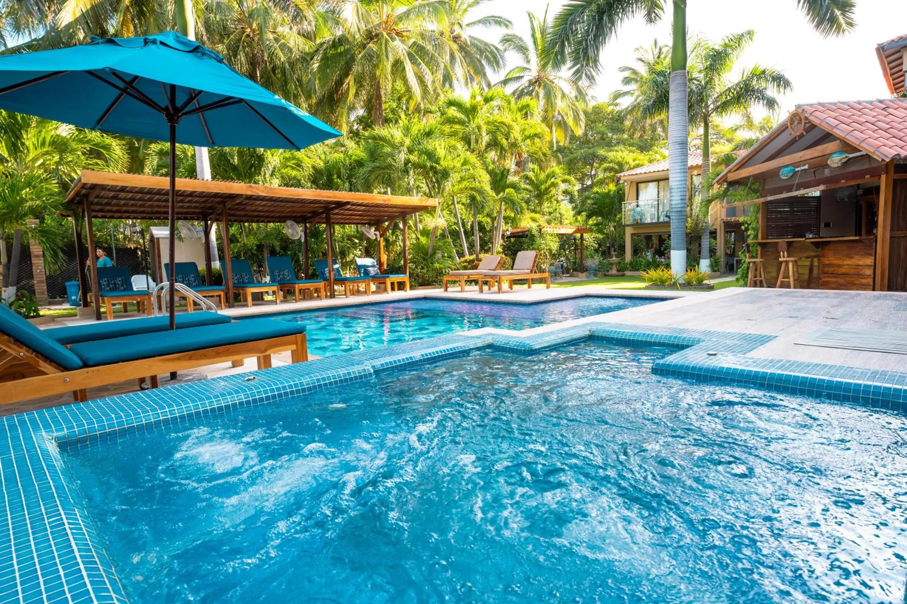 Swimming pool in Casa Verano Beach Hotel - Adults Only