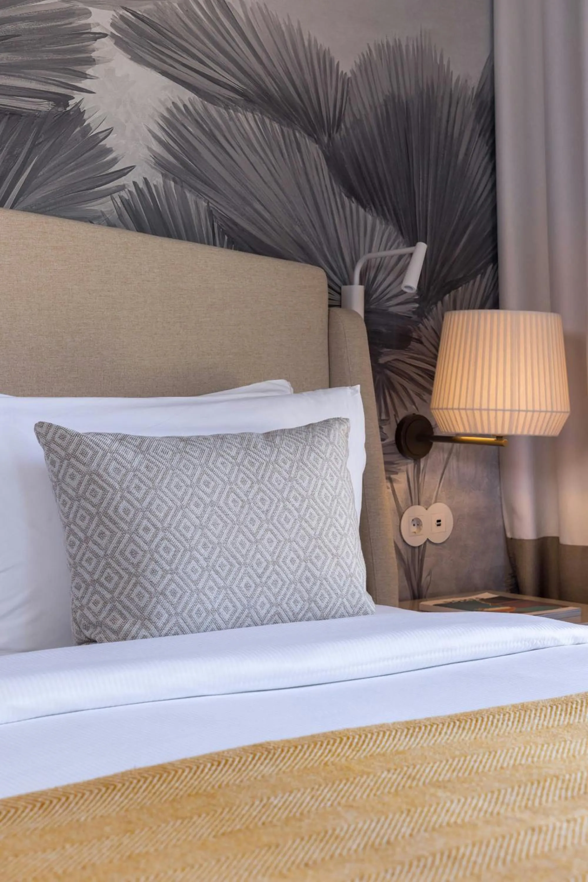 Photo of the whole room, Bed in Domes Lake Algarve, Autograph Collection