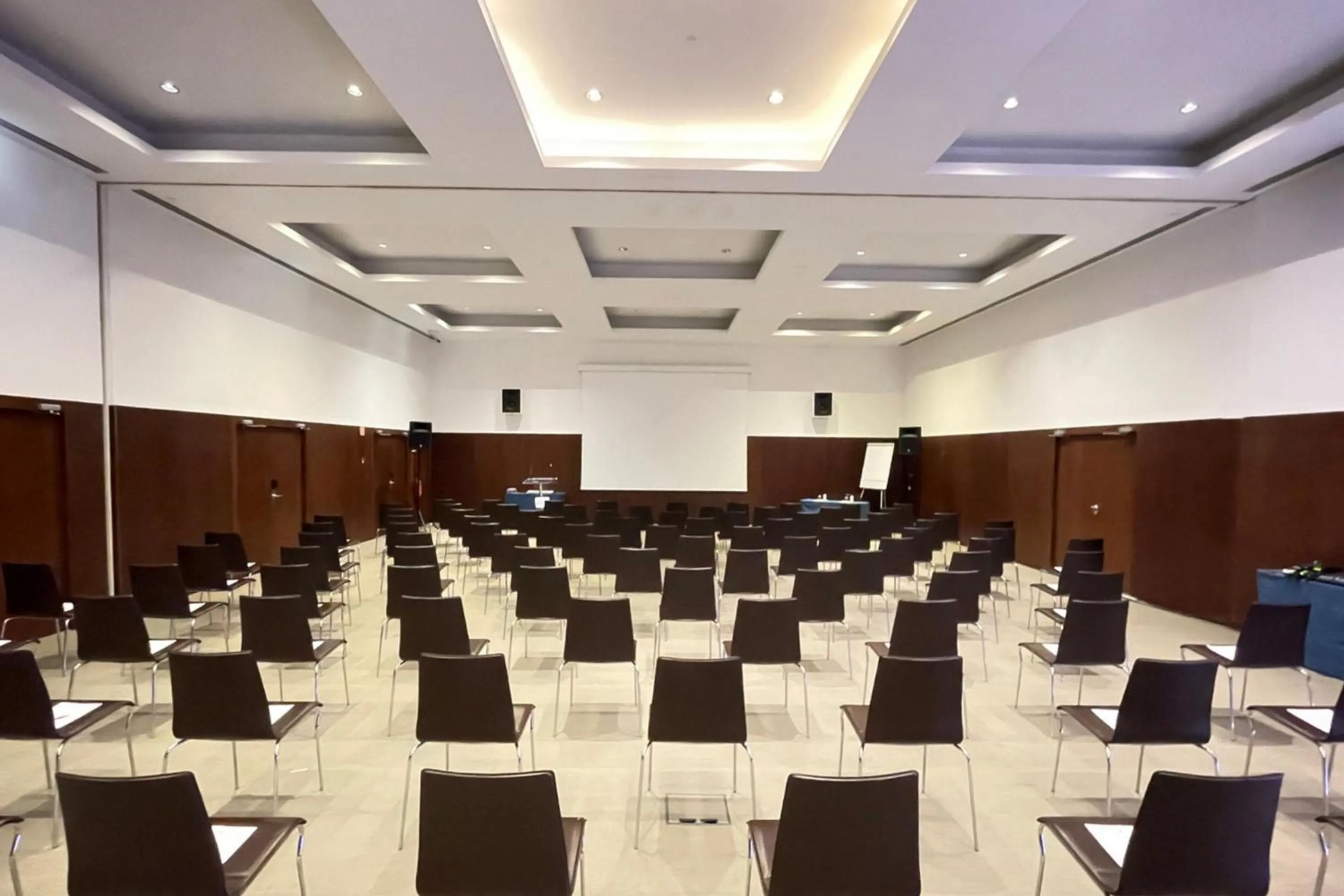 Banquet/Function facilities in Domes Lake Algarve, Autograph Collection