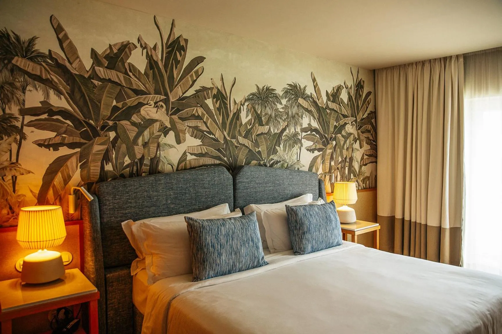 Bed in Domes Lake Algarve, Autograph Collection