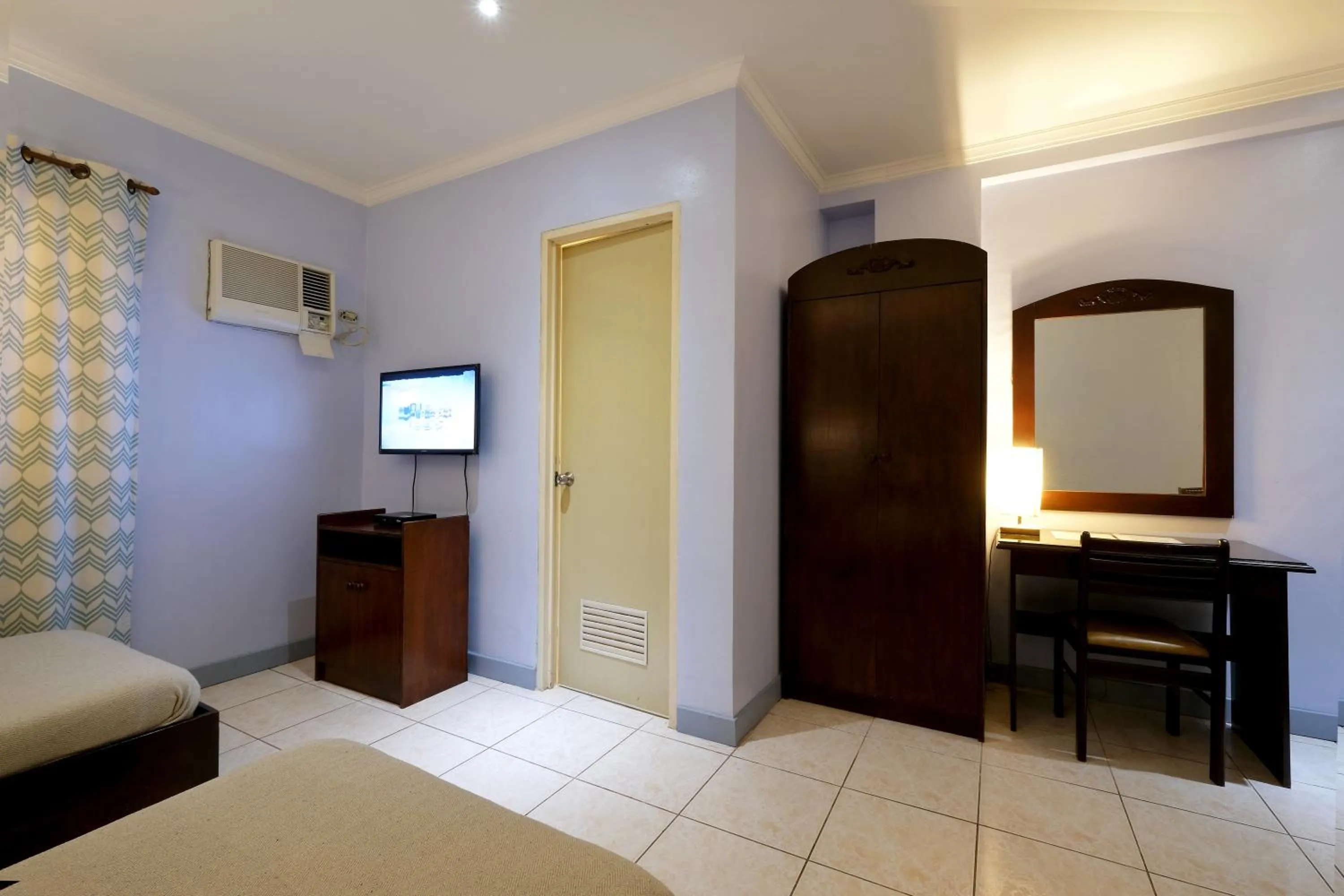 Photo of the whole room in Palazzo Pensionne