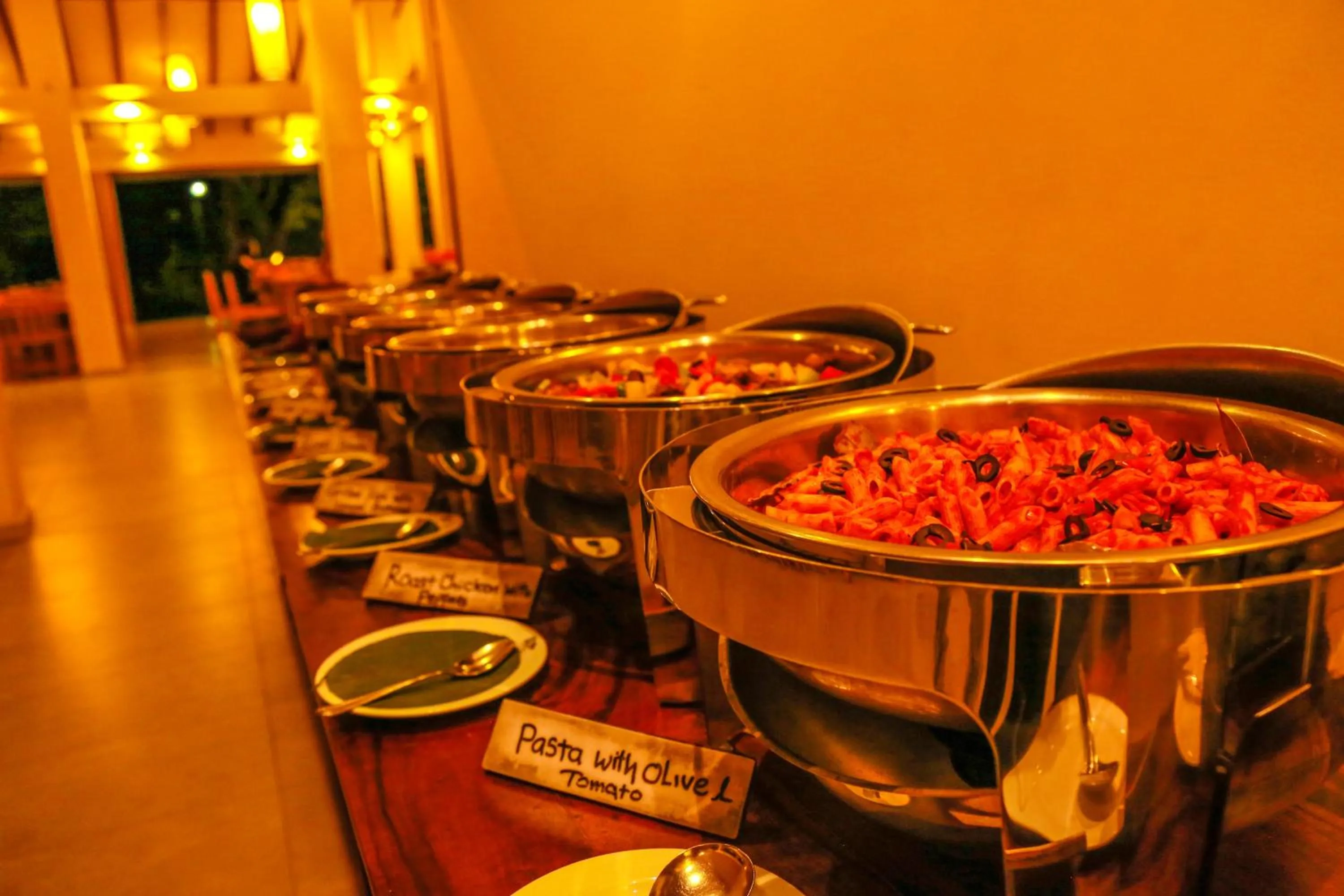 Food in Pelwehera Village Resort