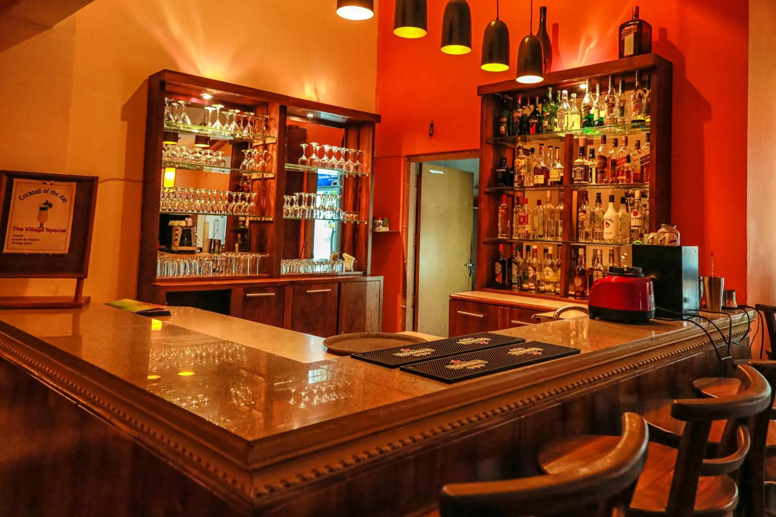 Lounge or bar in Pelwehera Village Resort