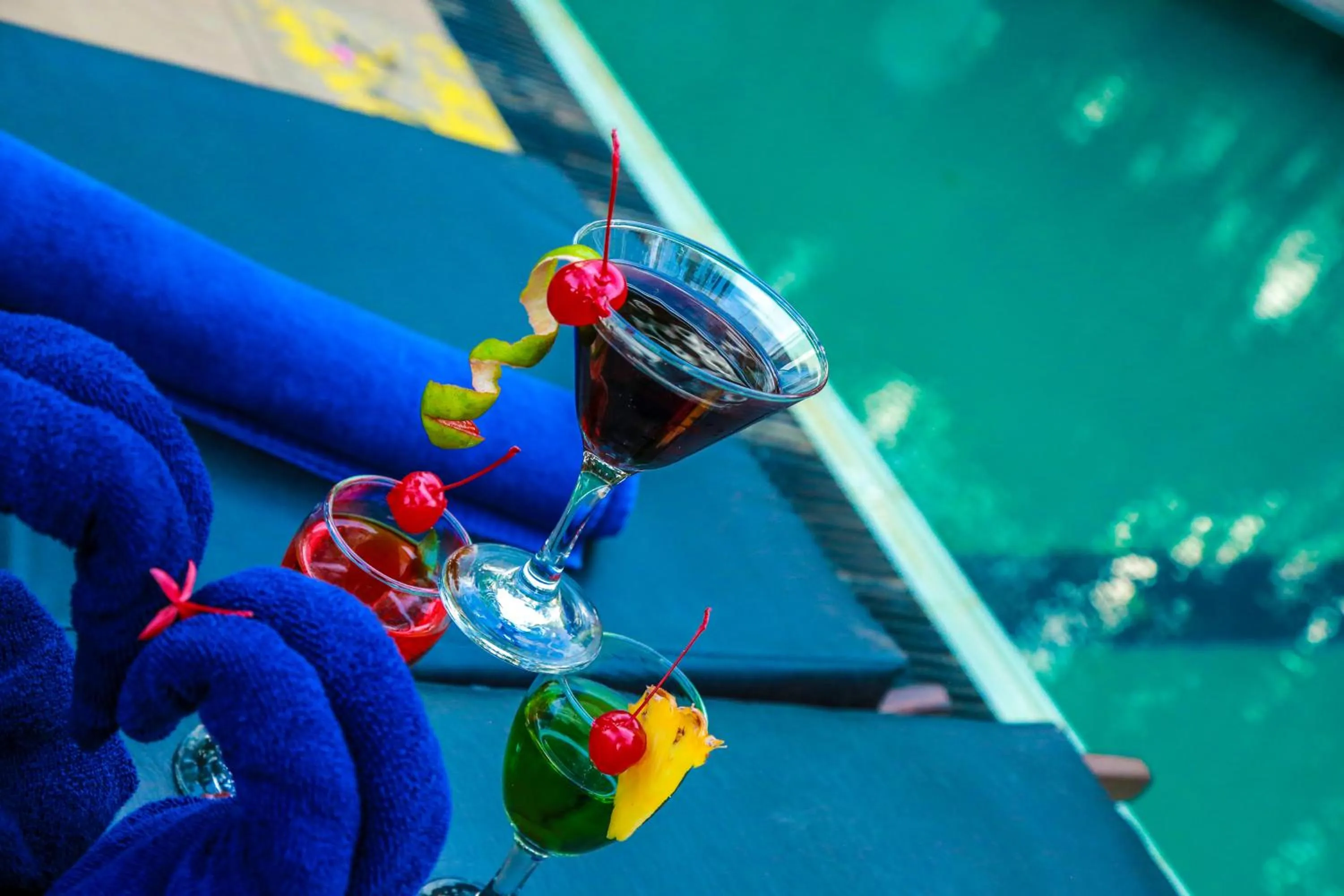 Swimming pool in Pelwehera Village Resort