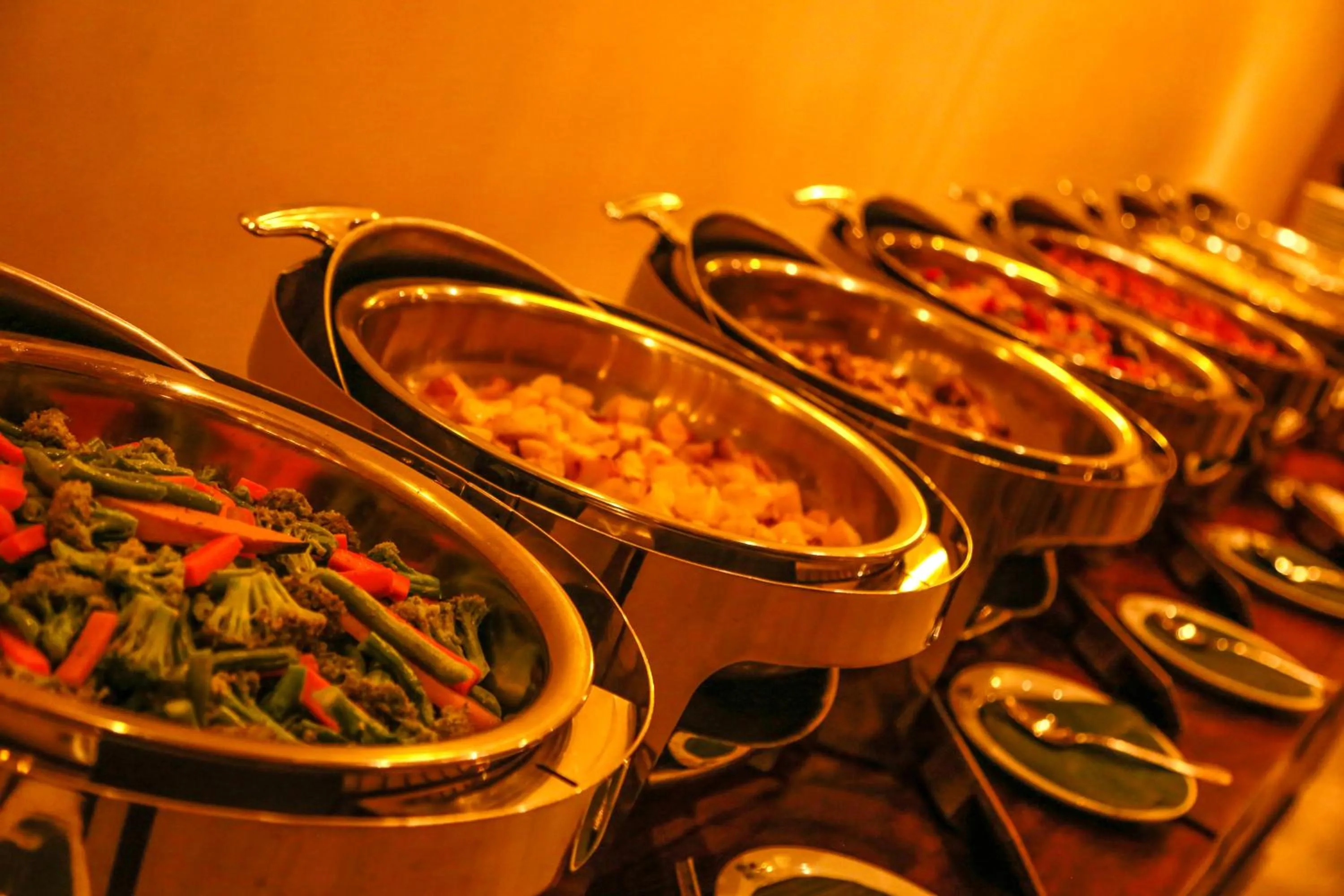 Buffet breakfast in Pelwehera Village Resort