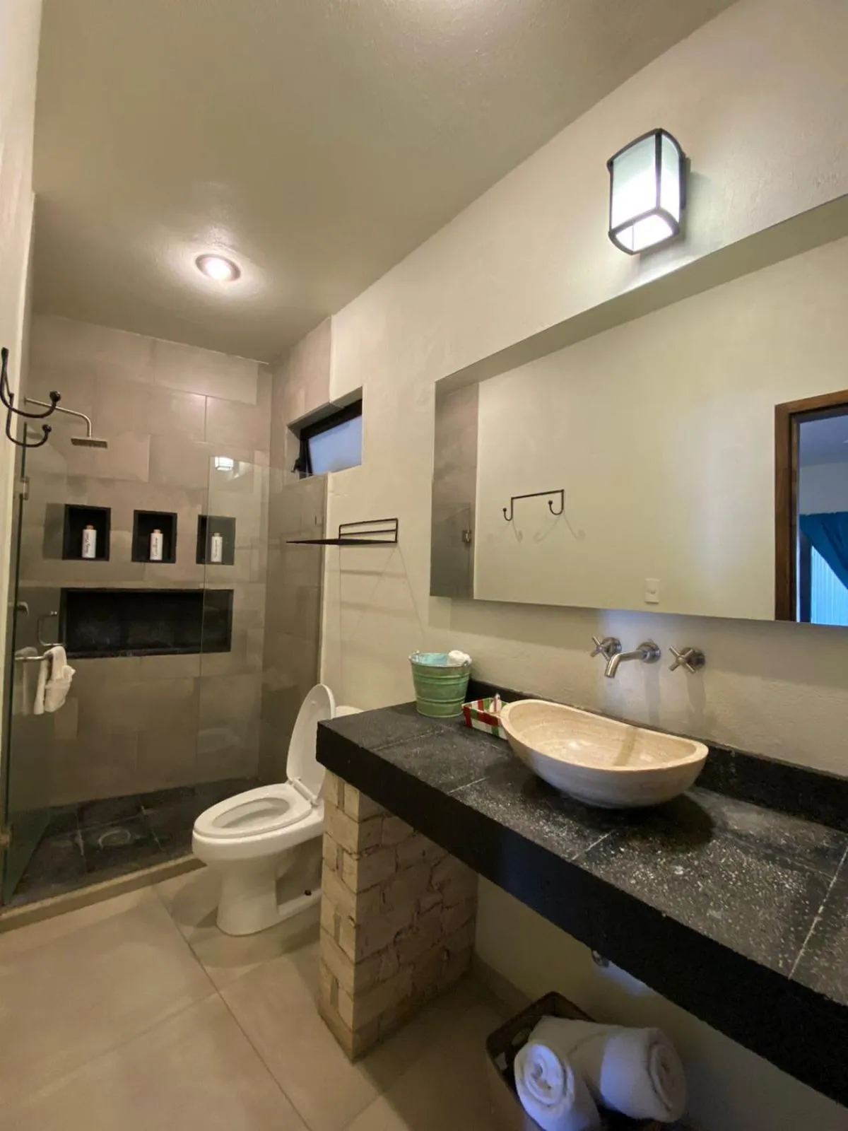 Shower in Hotel Boutique Don Faustino