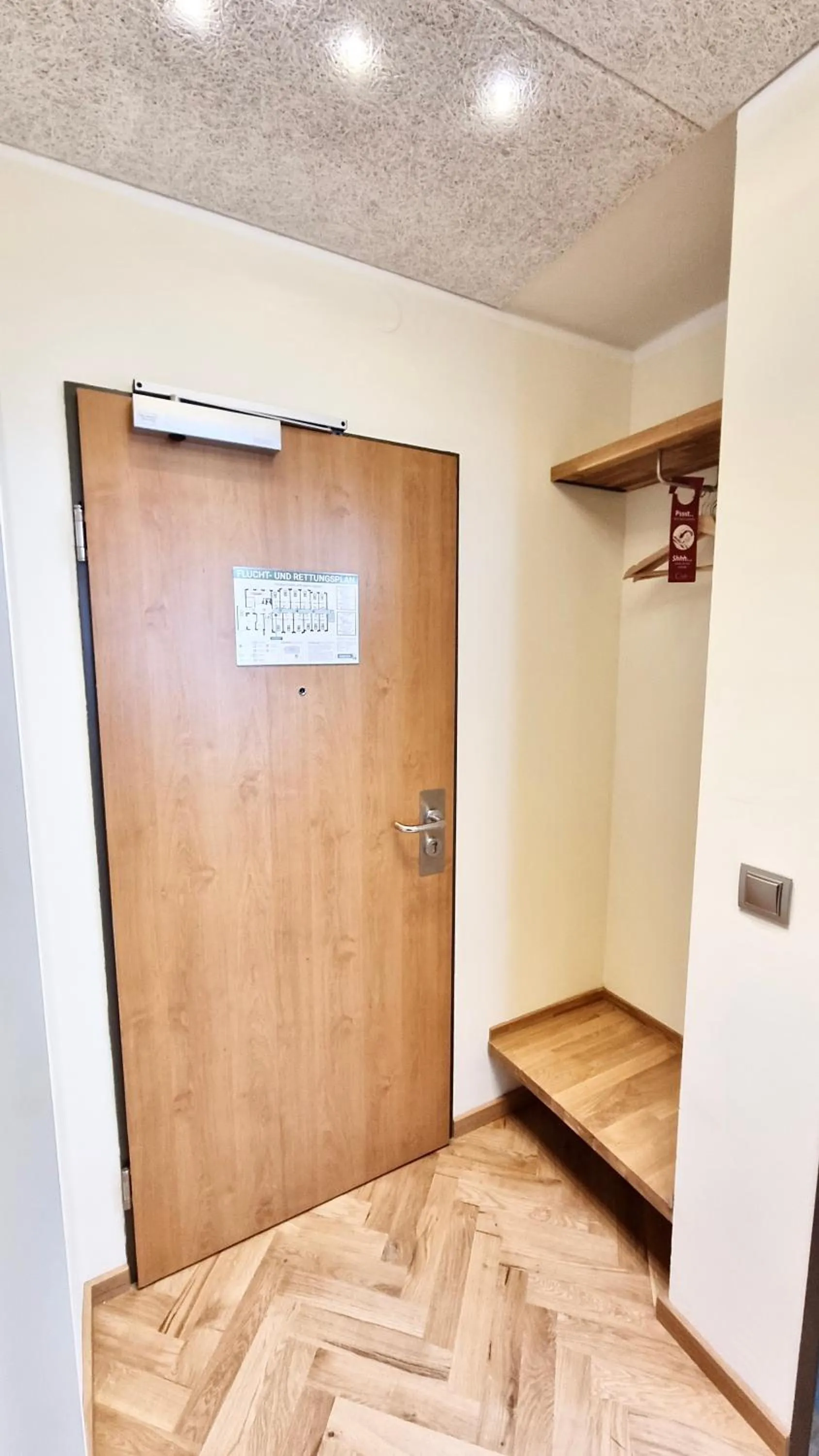 wardrobe in Hotel Credé