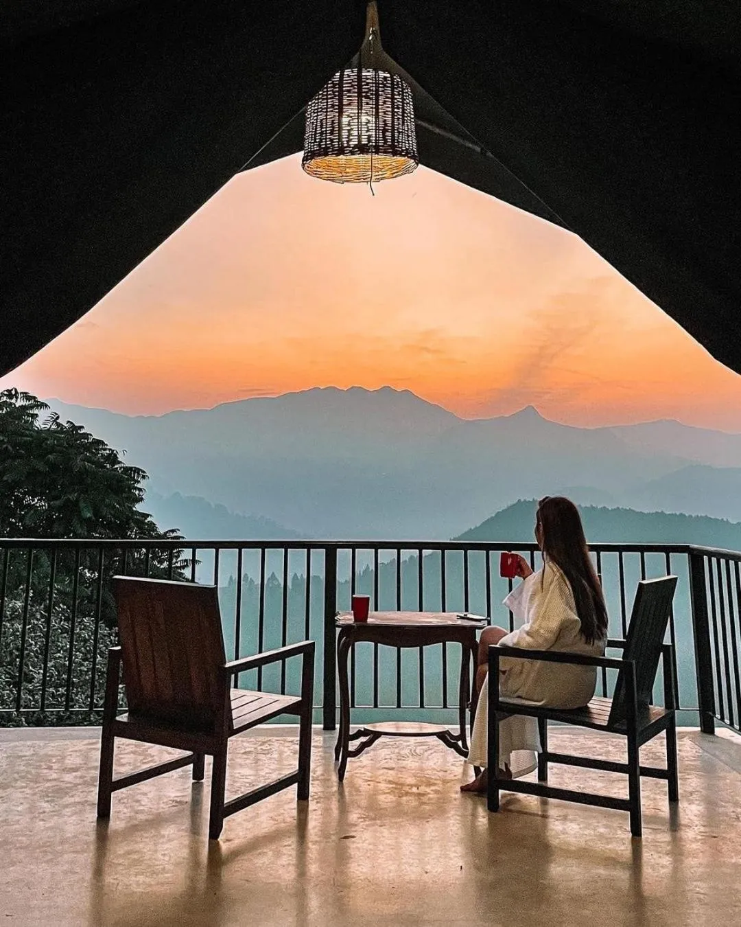 People in Madulkelle Tea and Eco Lodge