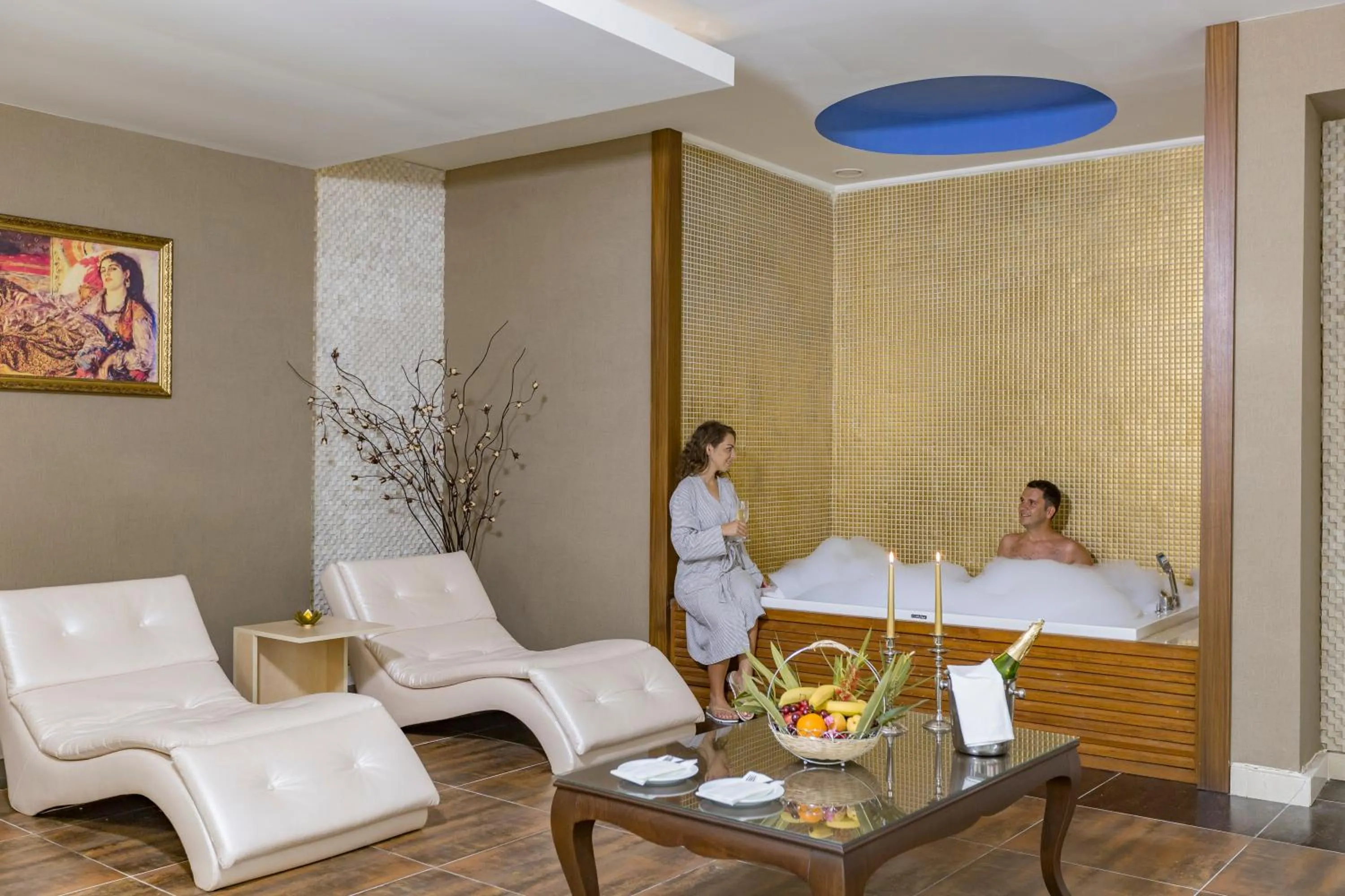 Spa and wellness centre/facilities in Royal Alhambra Palace