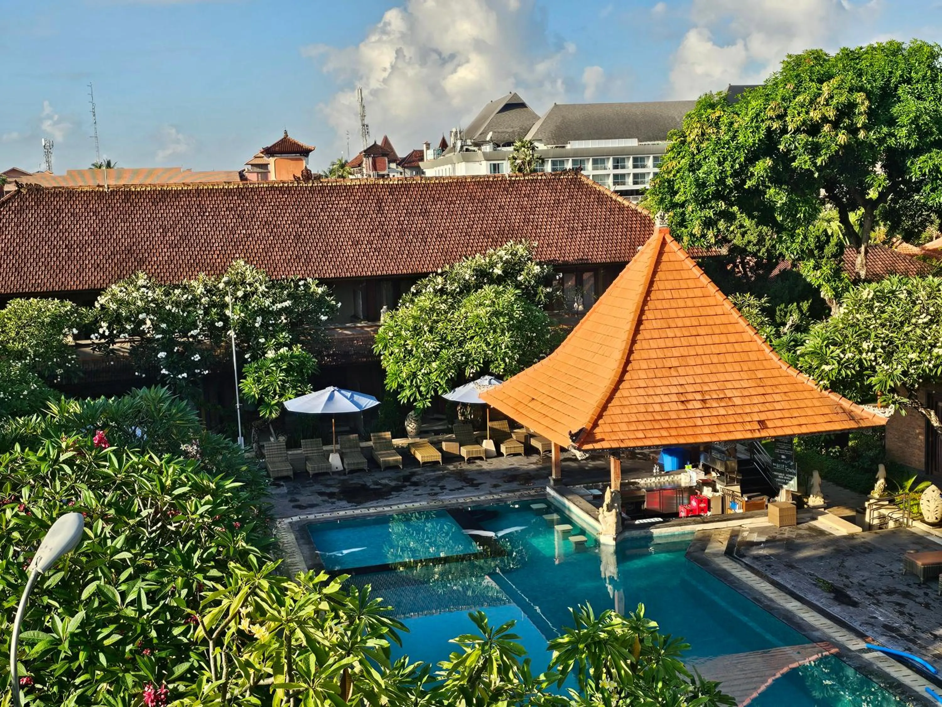 Swimming pool in Satriya Cottages
