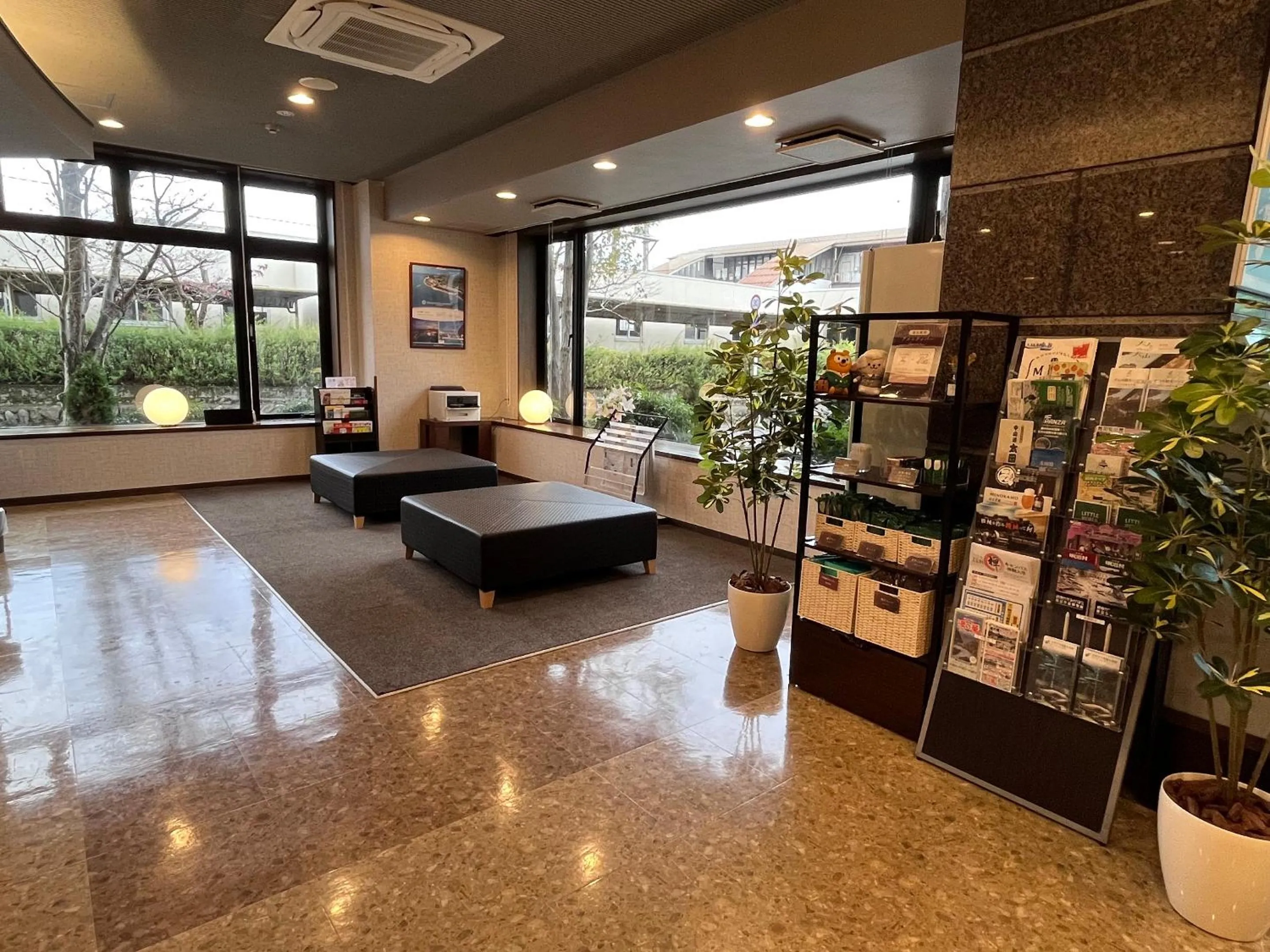 Lobby or reception in Hotel Route-Inn Minokamo