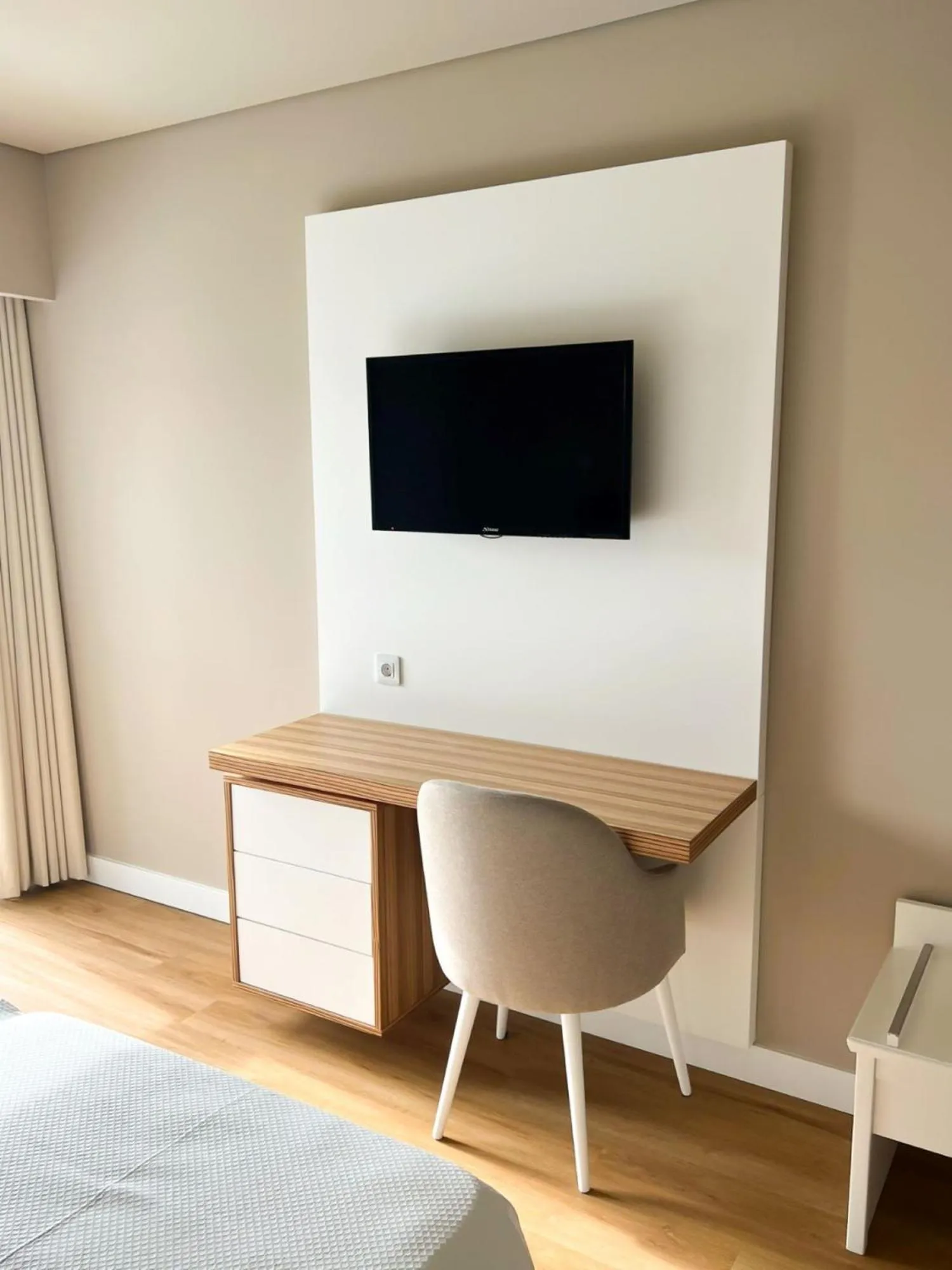 TV and multimedia, Bed in Hotel Cristal Caldas