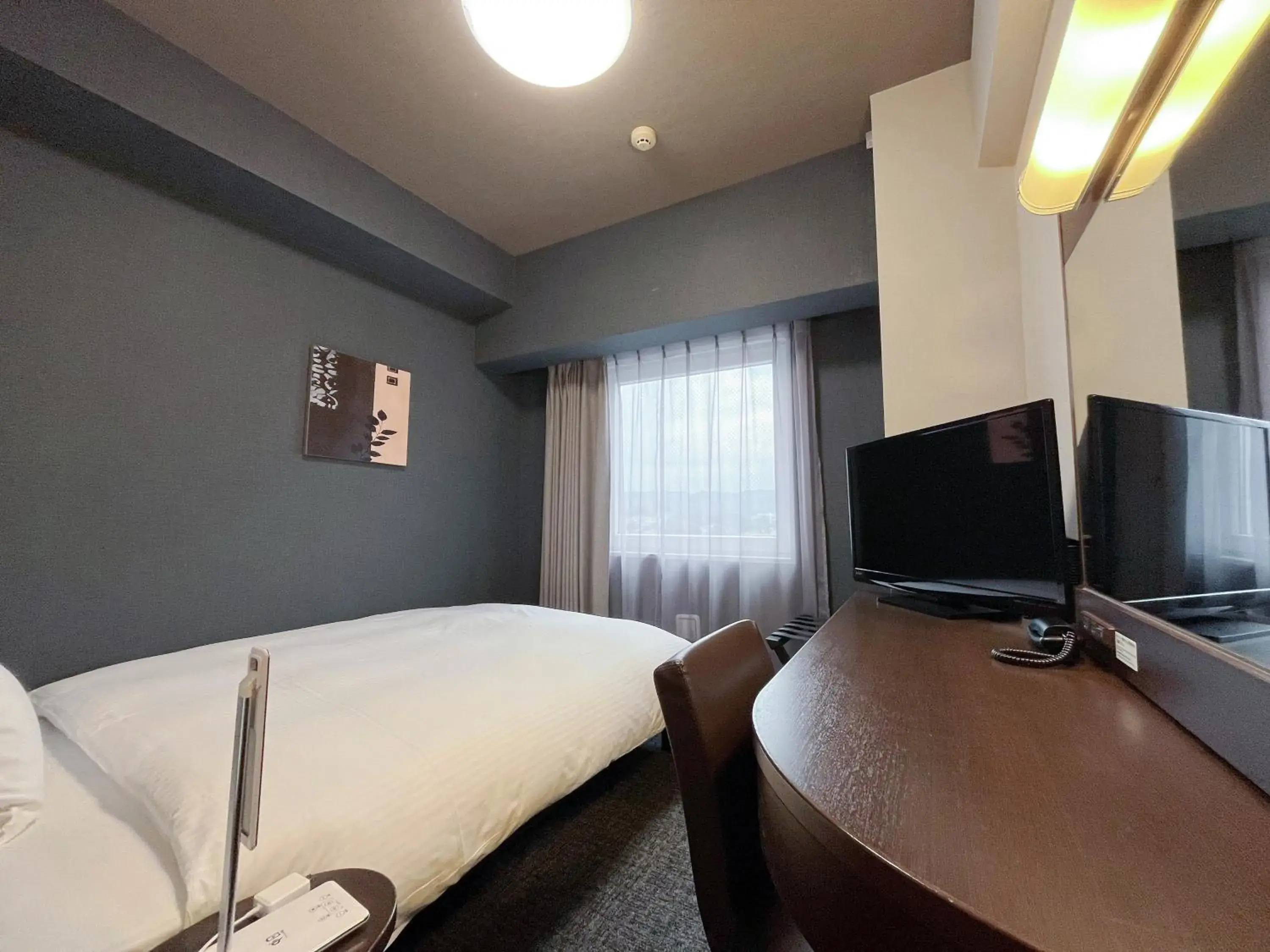 Comfort Single Room - single occupancy - Smoking in Hotel Route-Inn Toki Comfort Single Room - single occupancy - Smoking in Hotel Route-Inn Toki