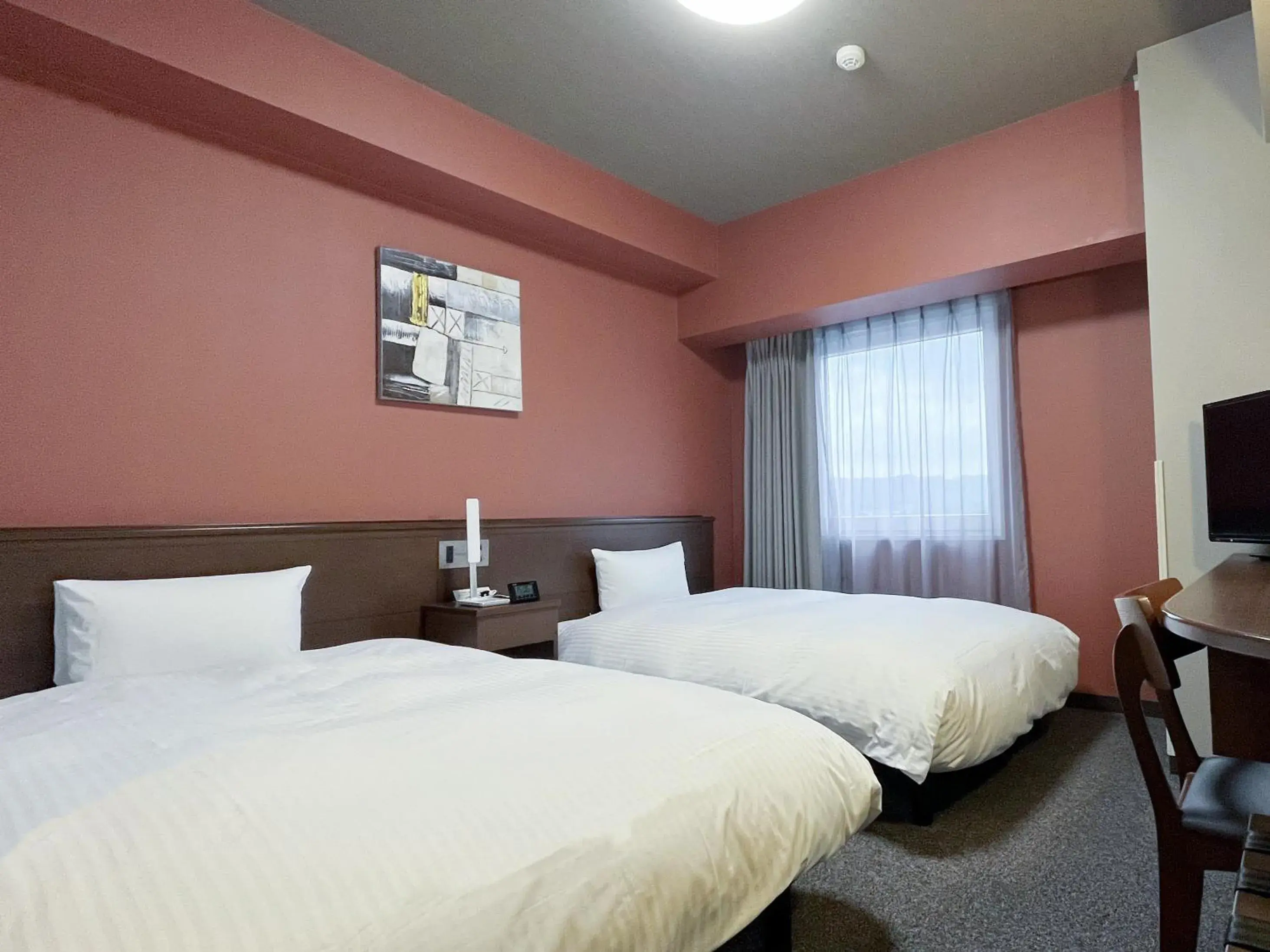 Twin Room - single occupancy - Non-Smoking in Hotel Route-Inn Toki Twin Room - single occupancy - Non-Smoking in Hotel Route-Inn Toki