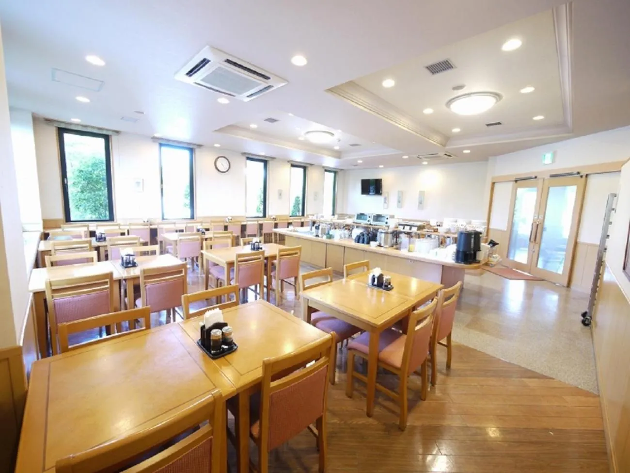 Restaurant/places to eat in Hotel Route-Inn Tajimi Inter