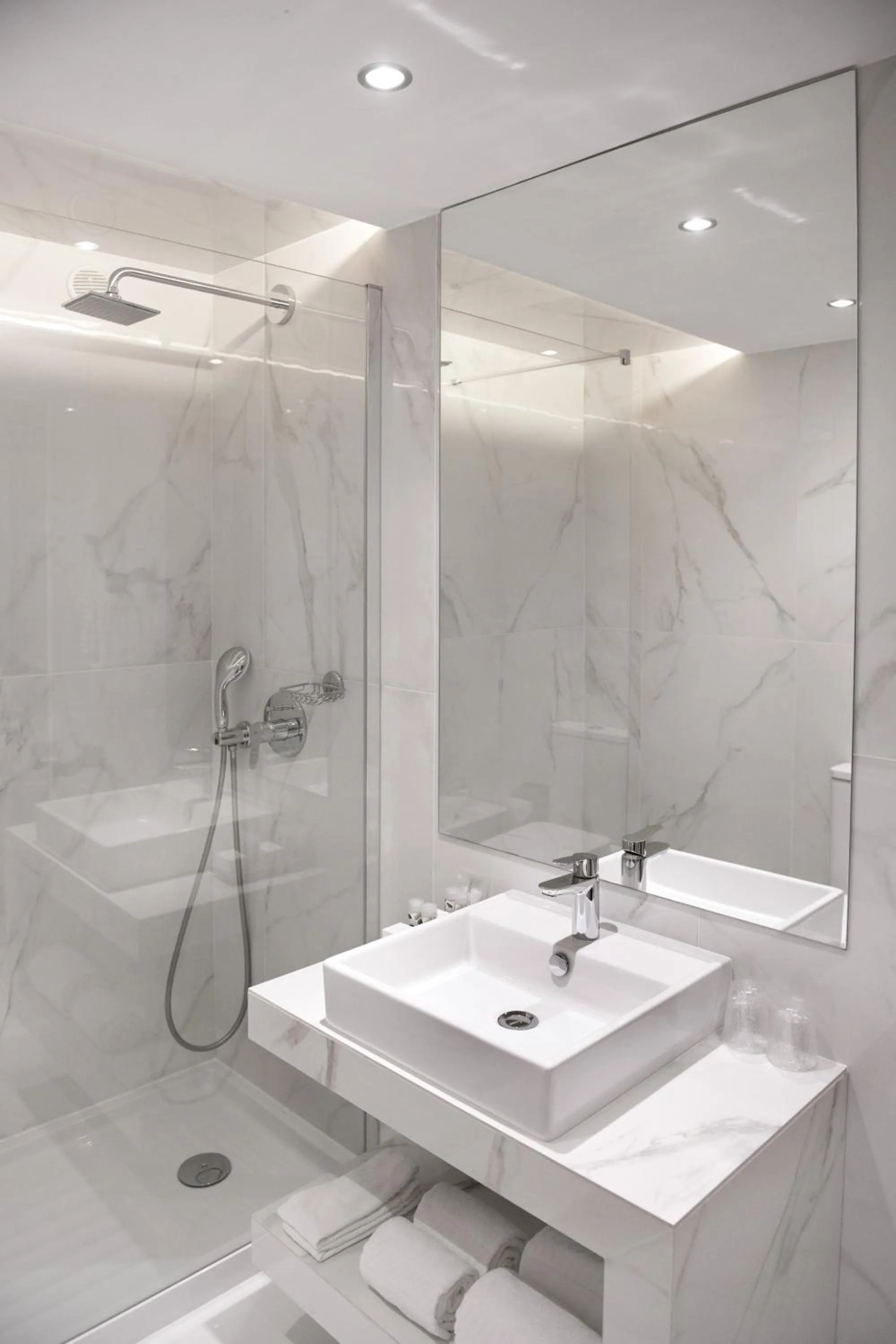 Bathroom in Hotel Cristal Vieira Praia & SPA