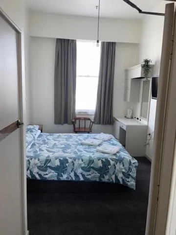 Bed in Grand Hotel - Whangarei