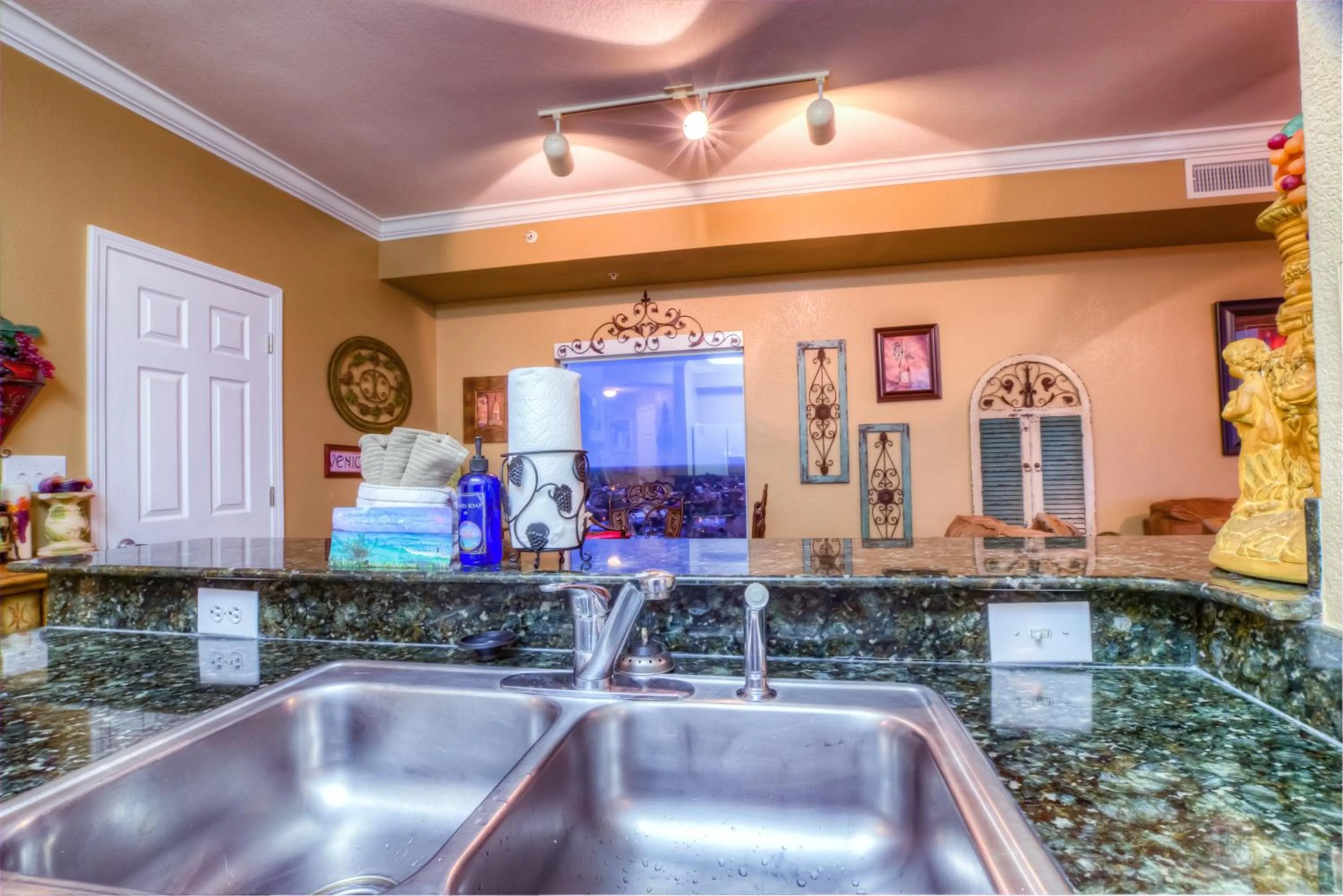 Tidewater Beach Resort 1818 By Aneliya