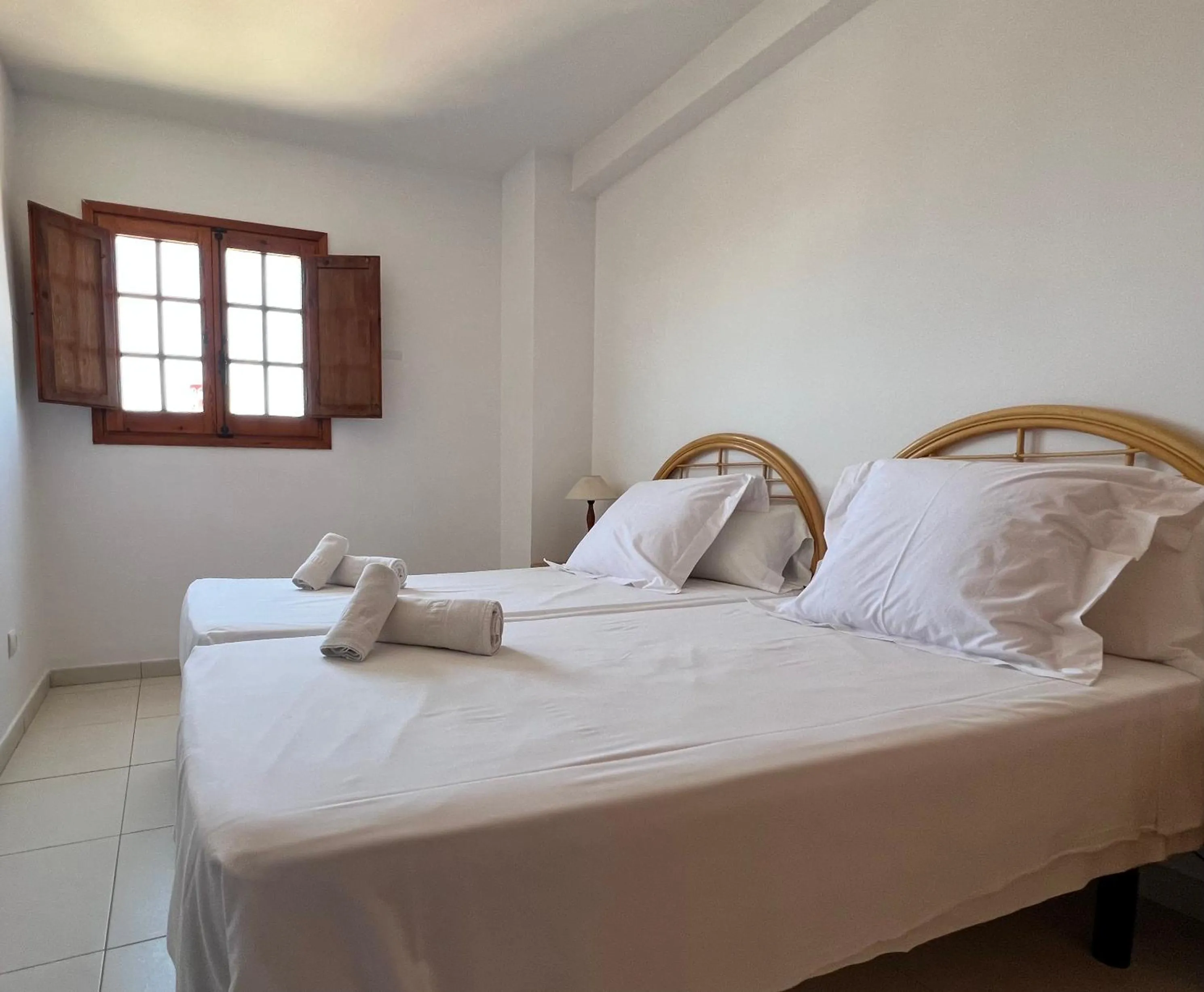 Bedroom, Bed in Sea You Apartamentos Valencia Port Saplaya