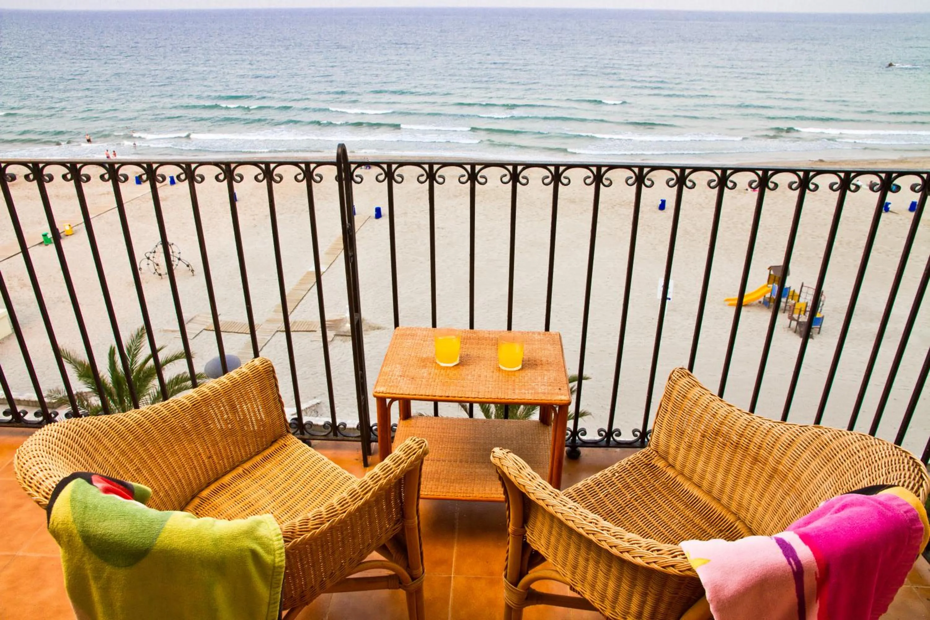 Day in Sea You Apartamentos Valencia Port Saplaya