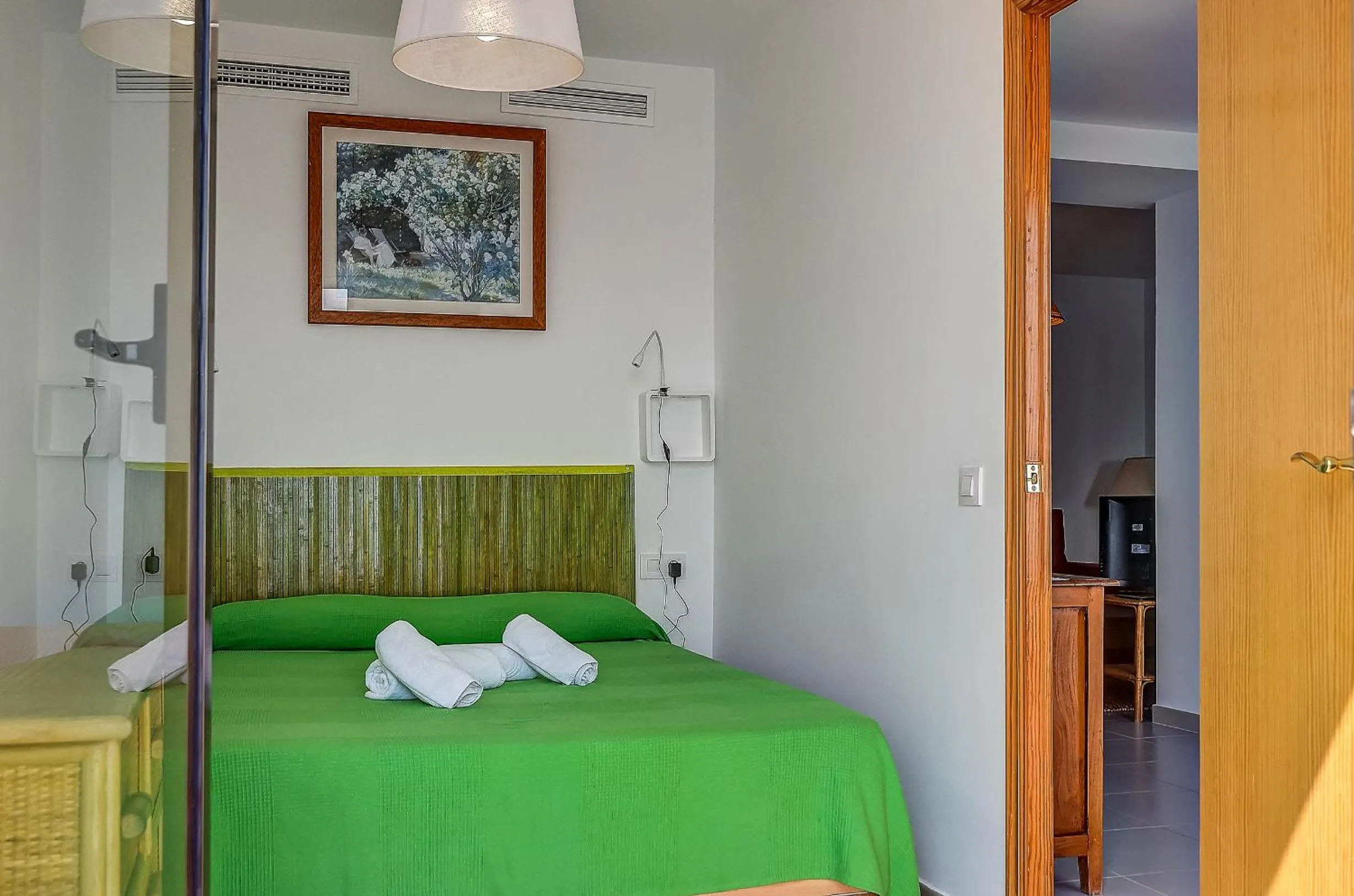 Bedroom, Bed in Sea You Apartamentos Valencia Port Saplaya