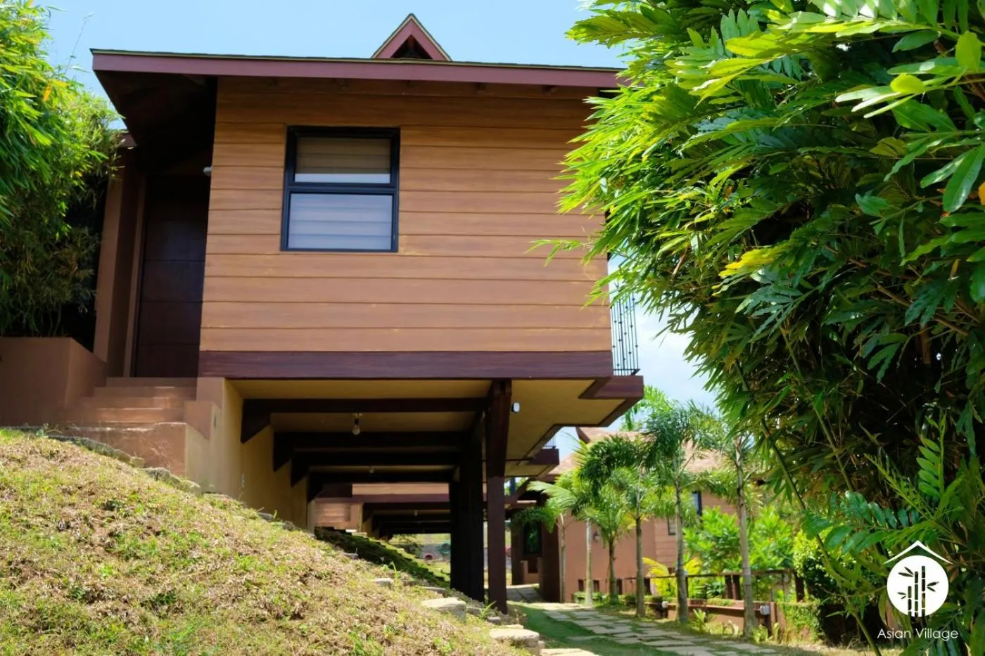 Property building in Asian Village Tagaytay