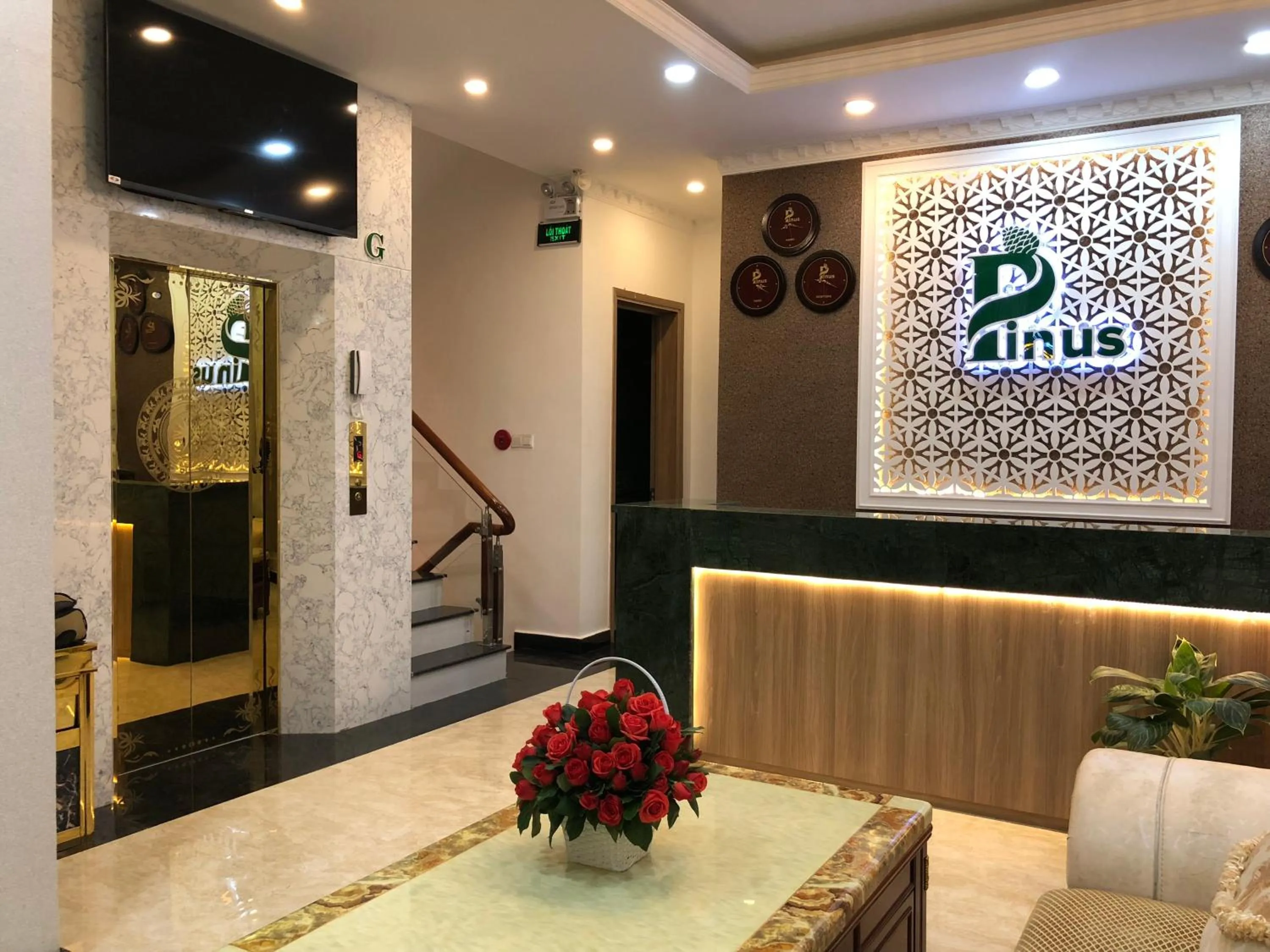 Lobby or reception in Pinus Hotel