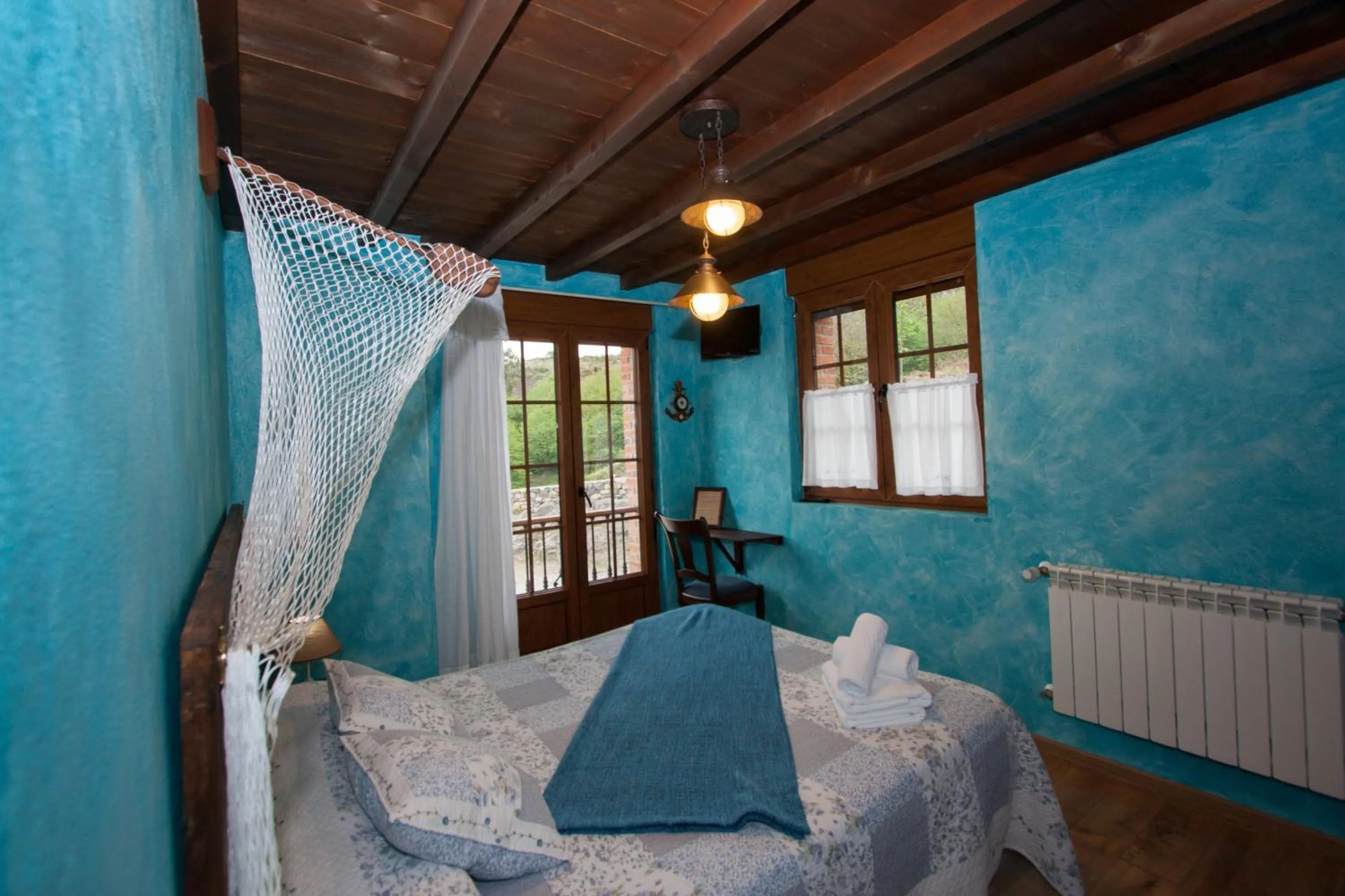 Other, Bed in El Conventu del Asturcon