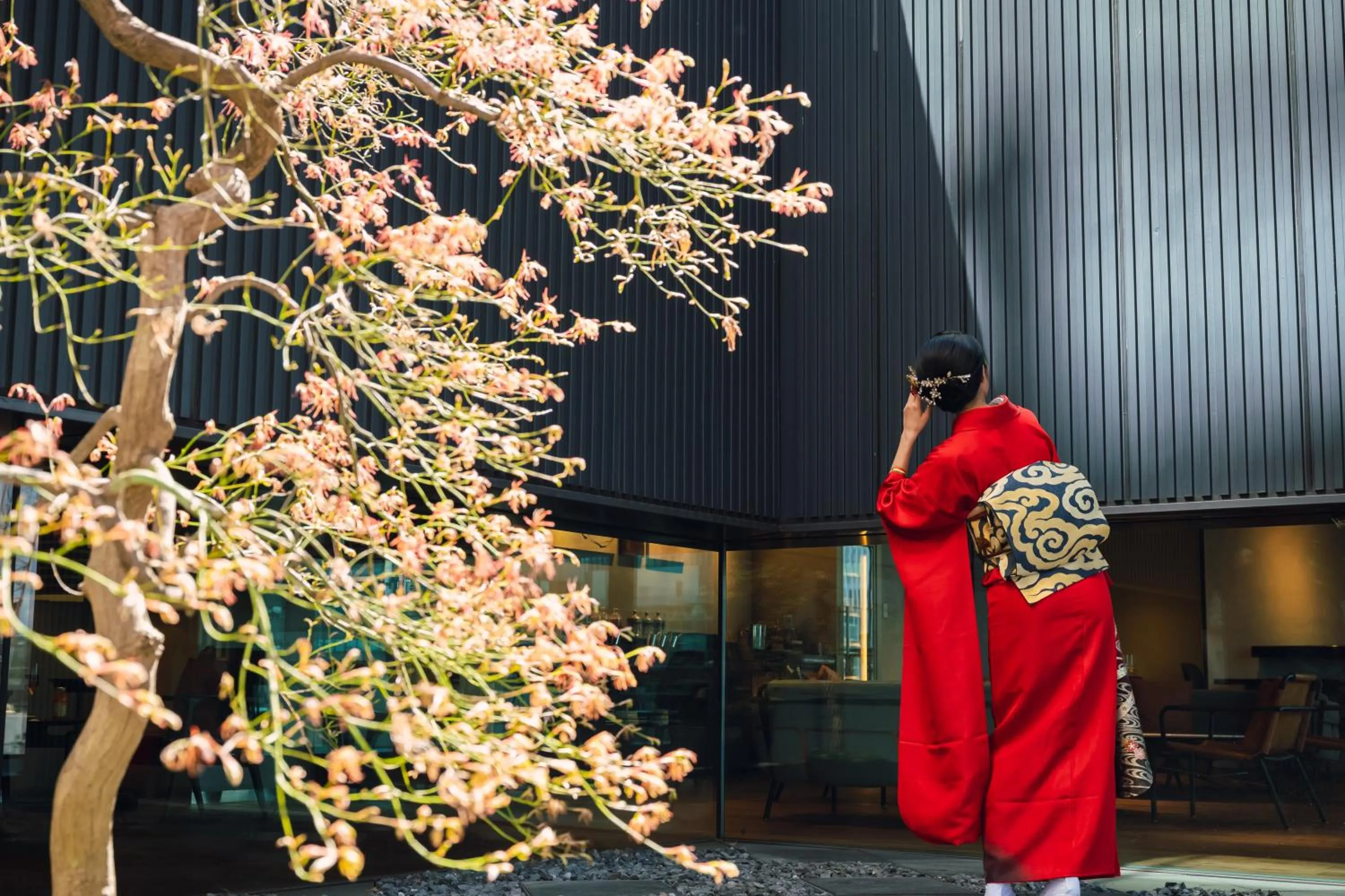 Lounge or bar in Pullman Tokyo Tamachi