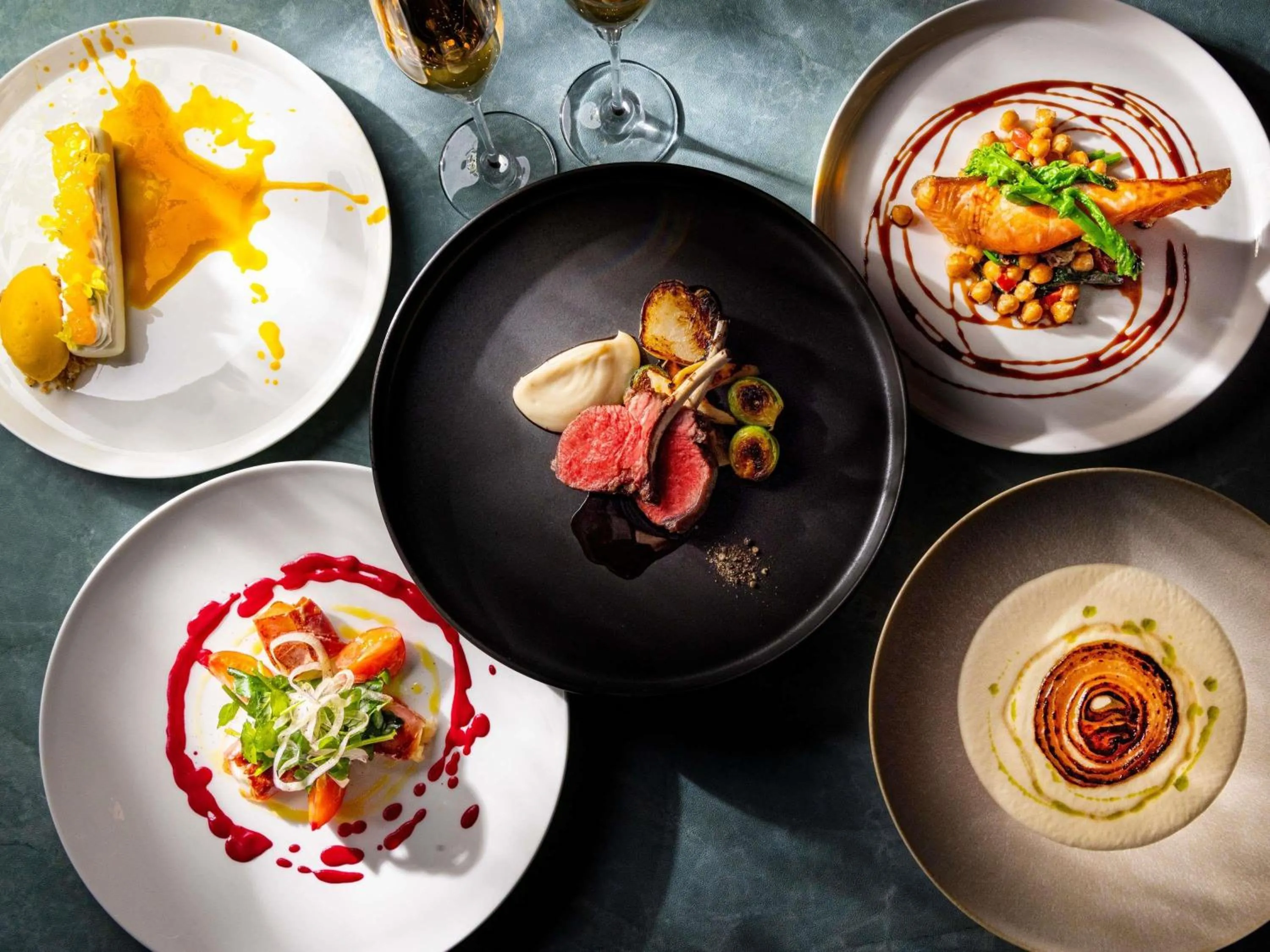 Restaurant/places to eat in Pullman Tokyo Tamachi