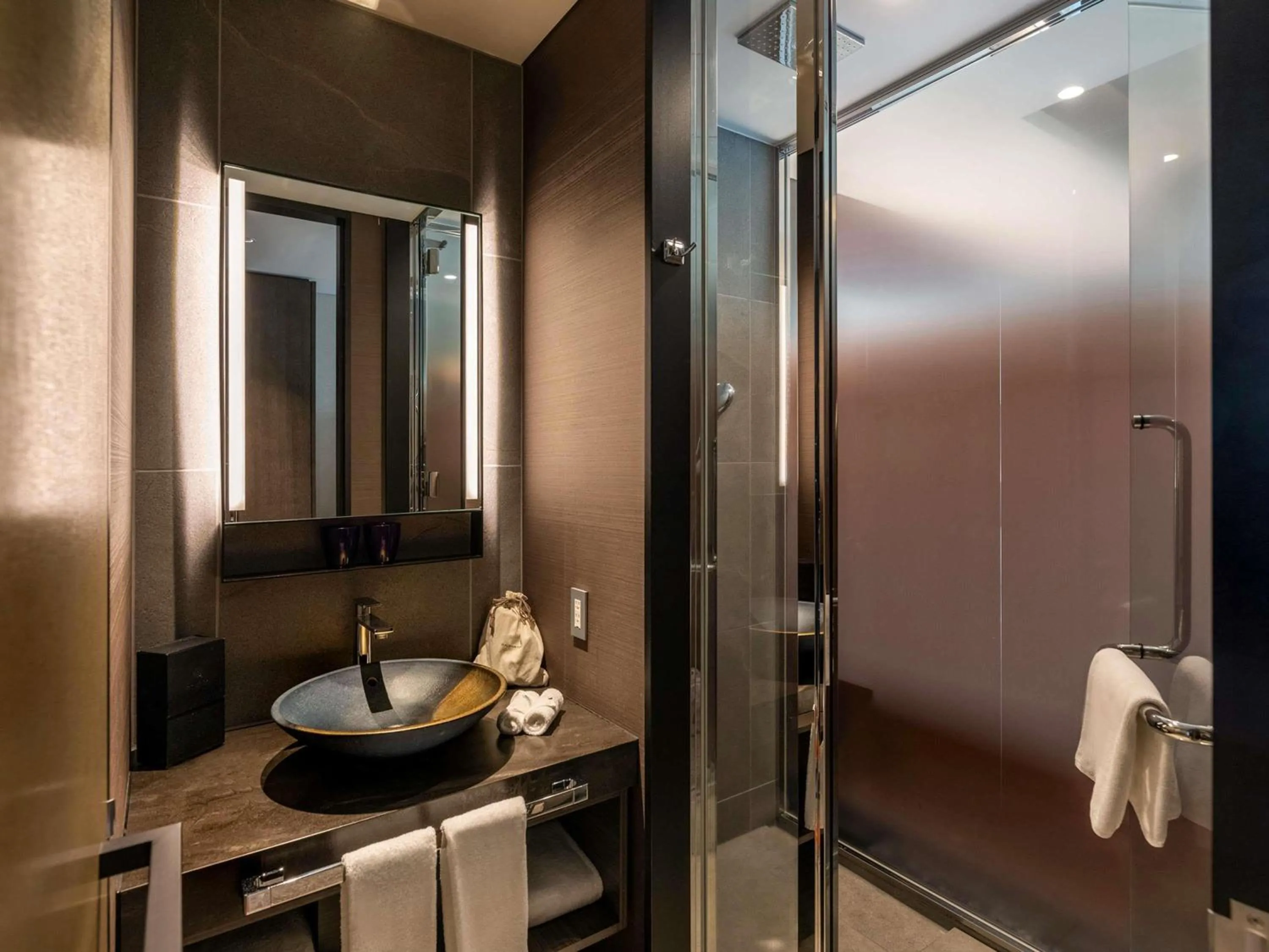 Bedroom in Pullman Tokyo Tamachi